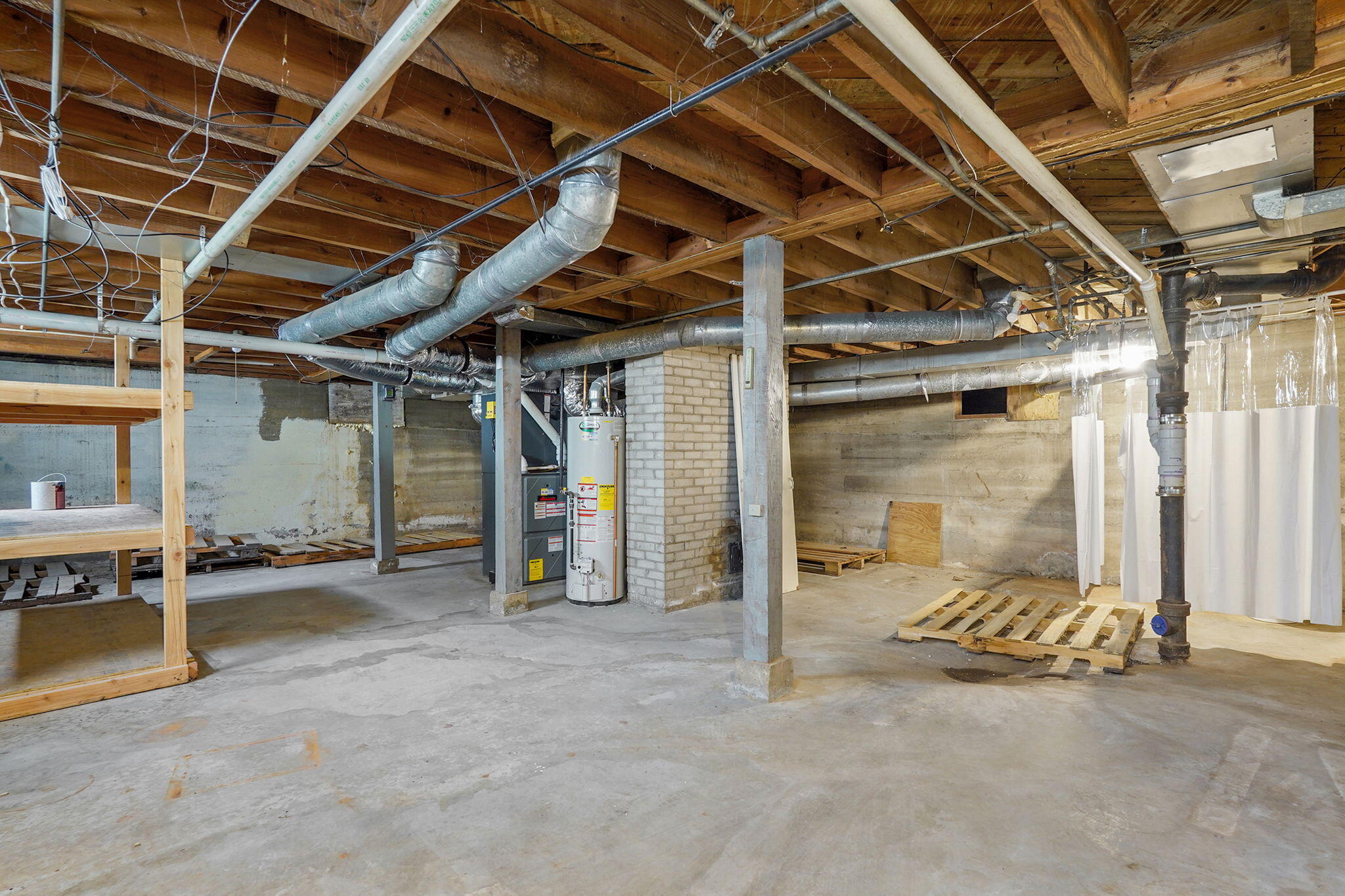 1741 East Elm Street Property Photo 18