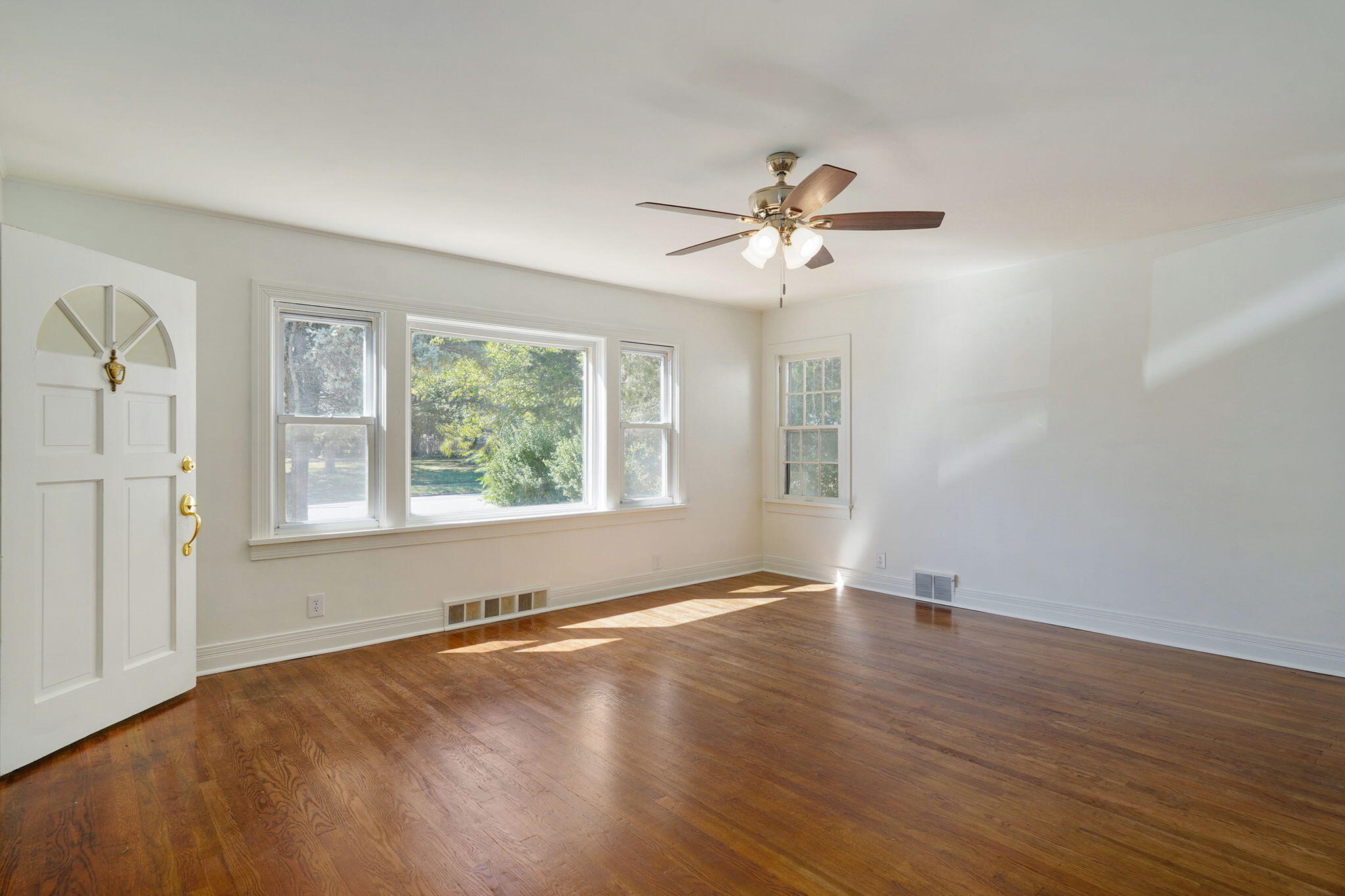 1741 East Elm Street Property Photo 22