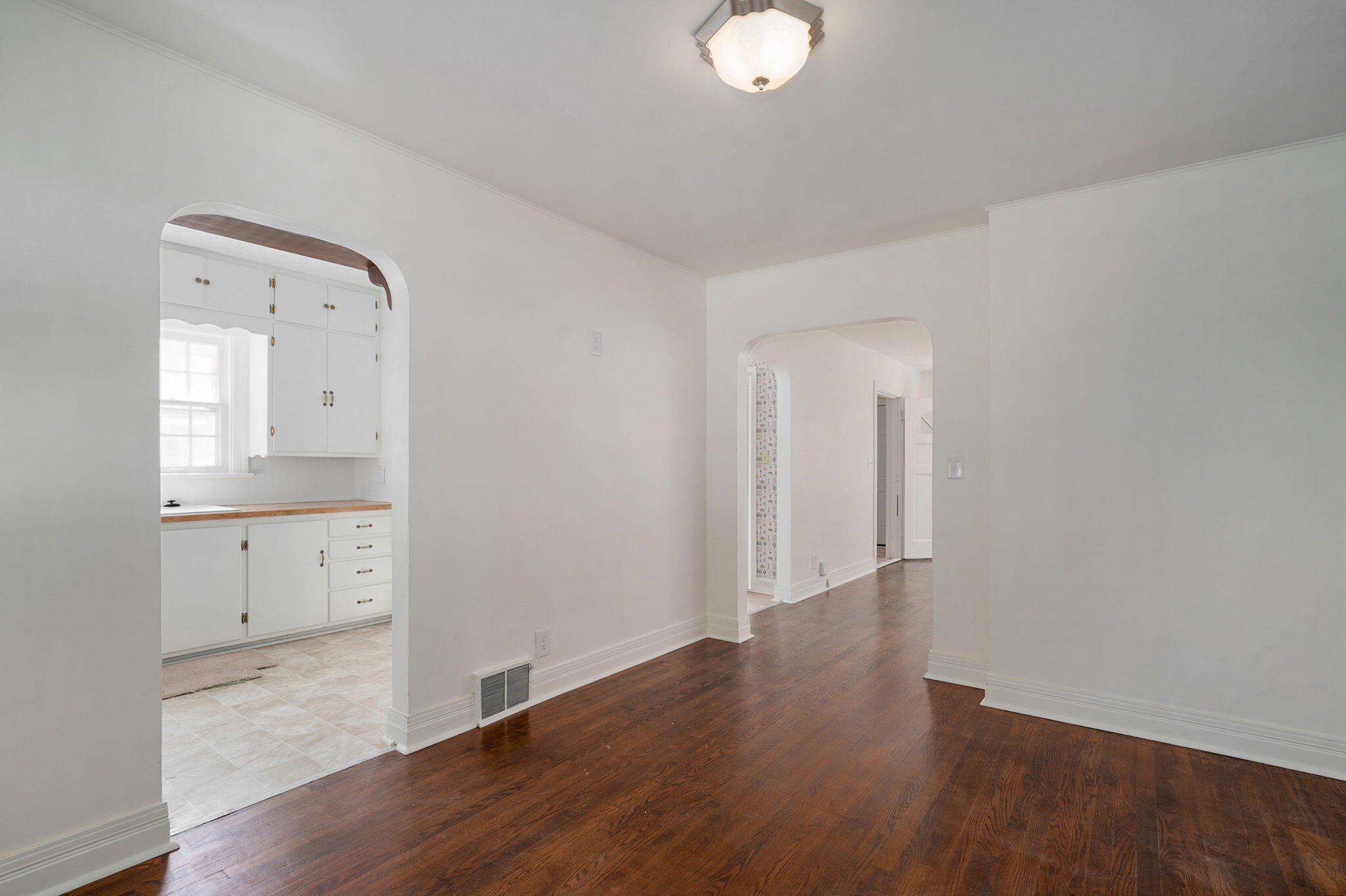 1741 East Elm Street Property Photo 26