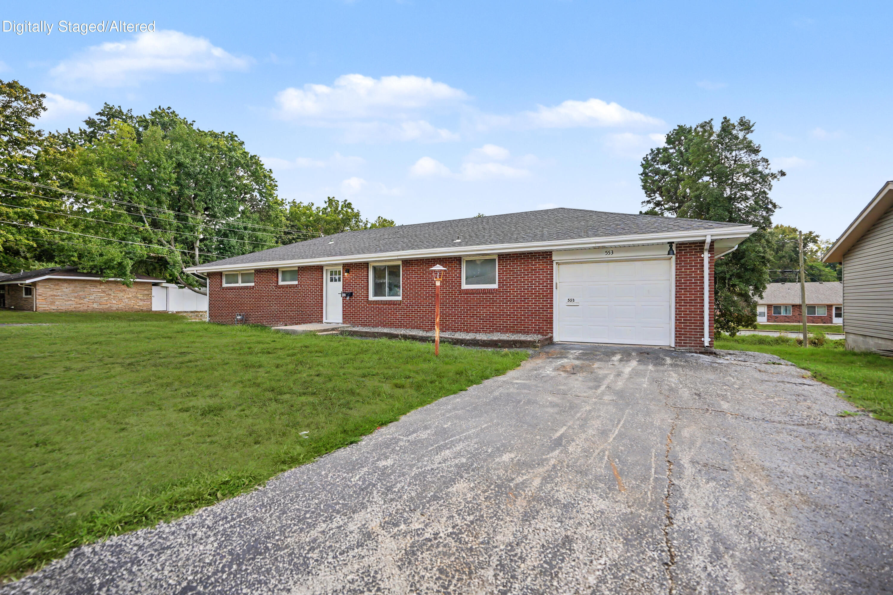 553 King Street Property Photo 3