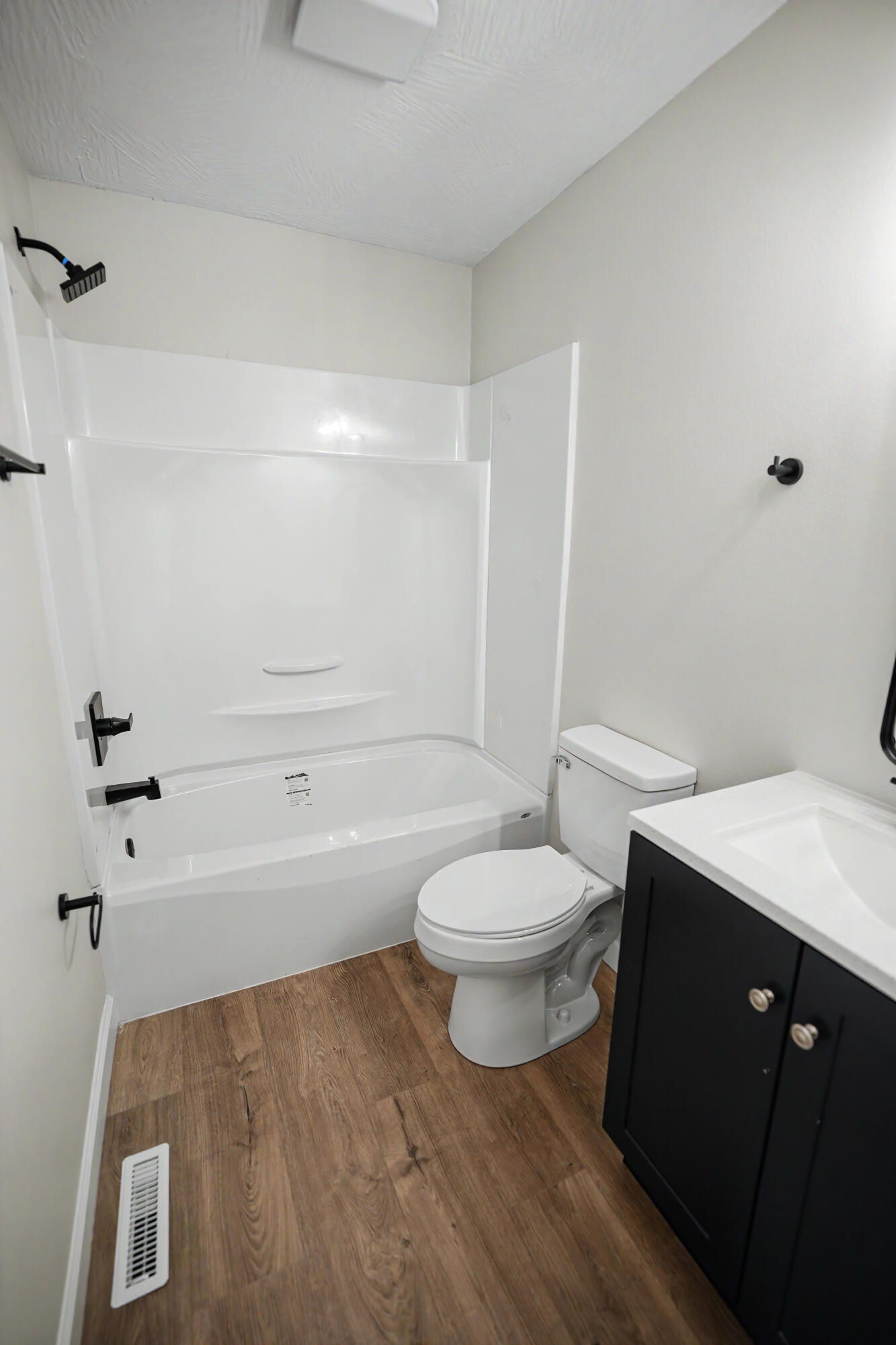 553 King Street Property Photo 20