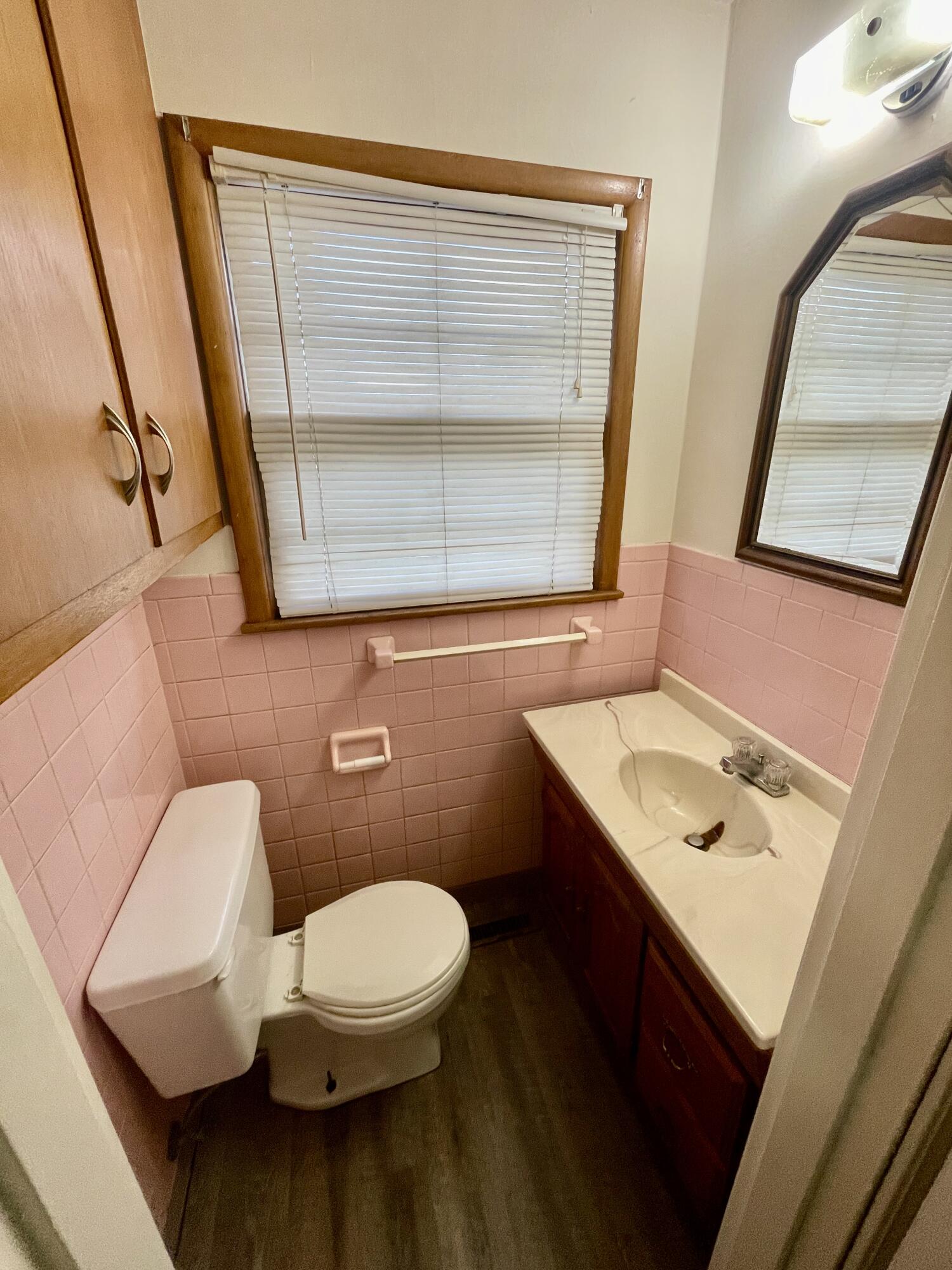 2563 North Franklin Avenue Property Photo 11