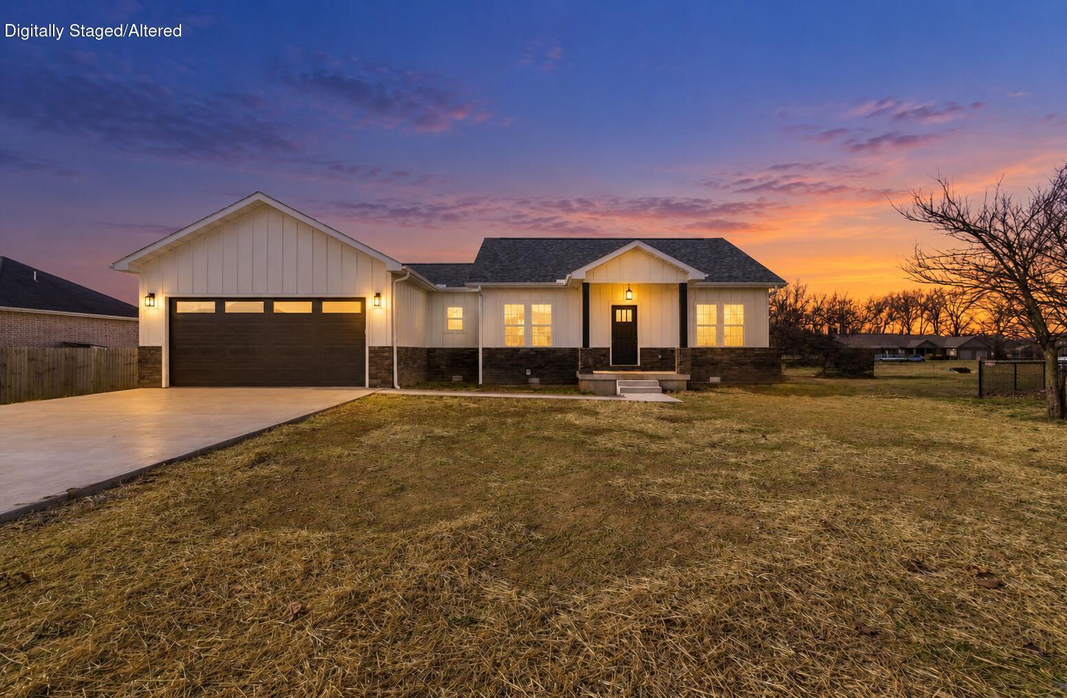 2707 Mayfield Drive Property Photo 1