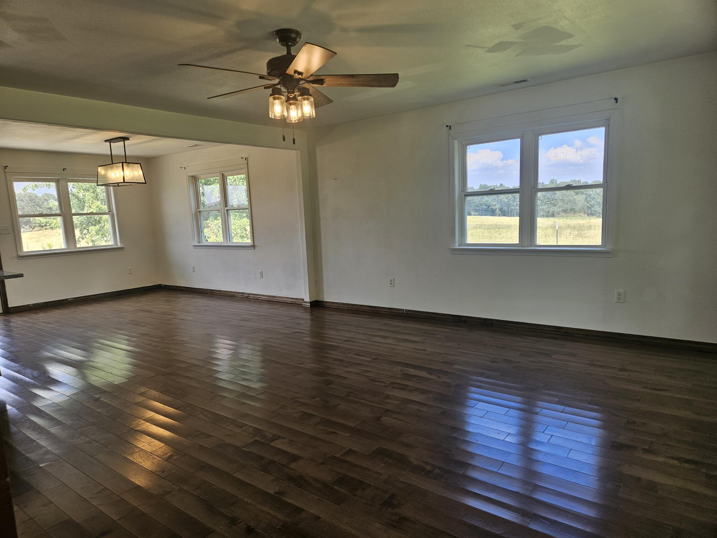 6305 State Route T Property Photo 5
