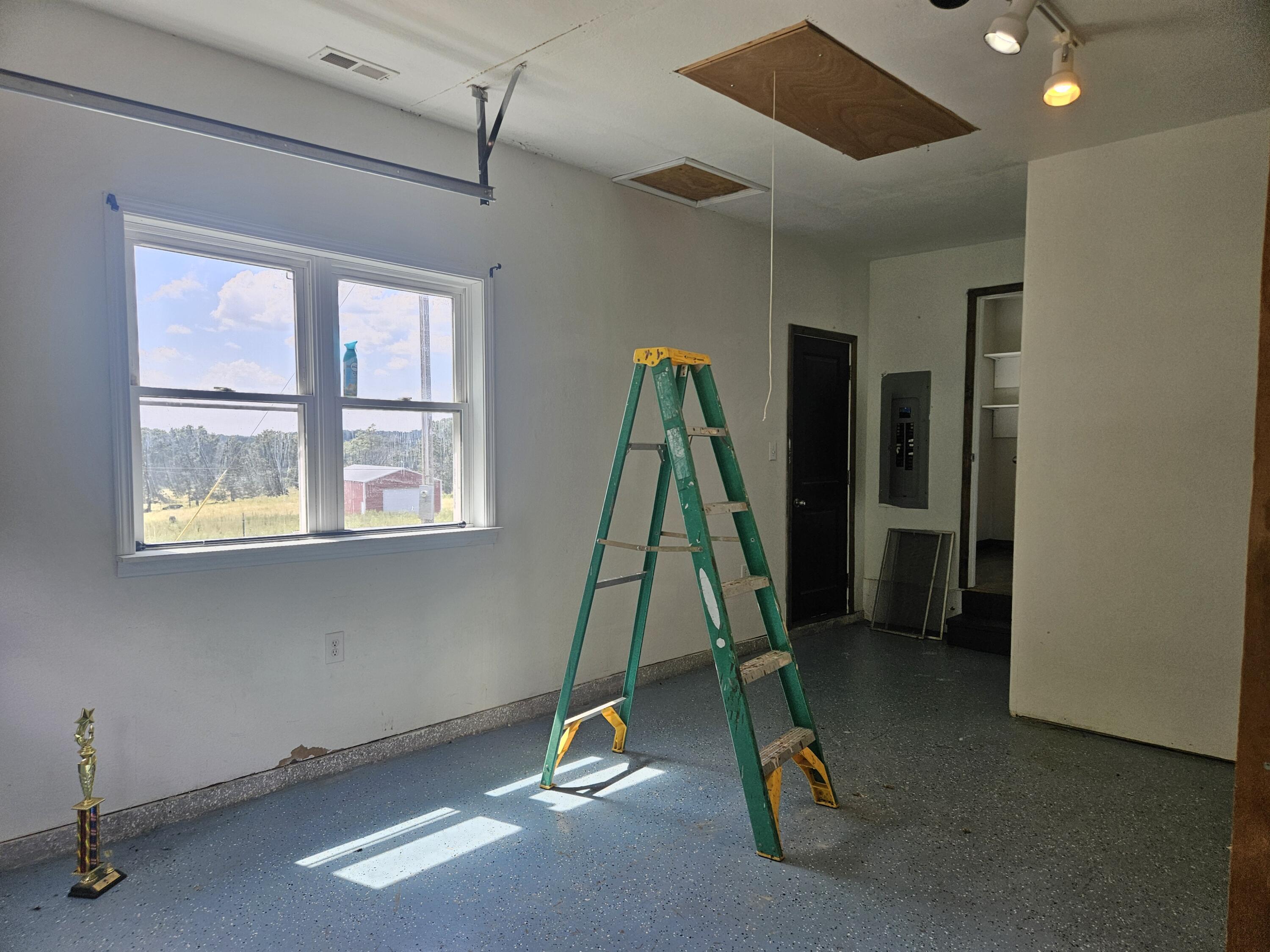 6305 State Route T Property Photo 29