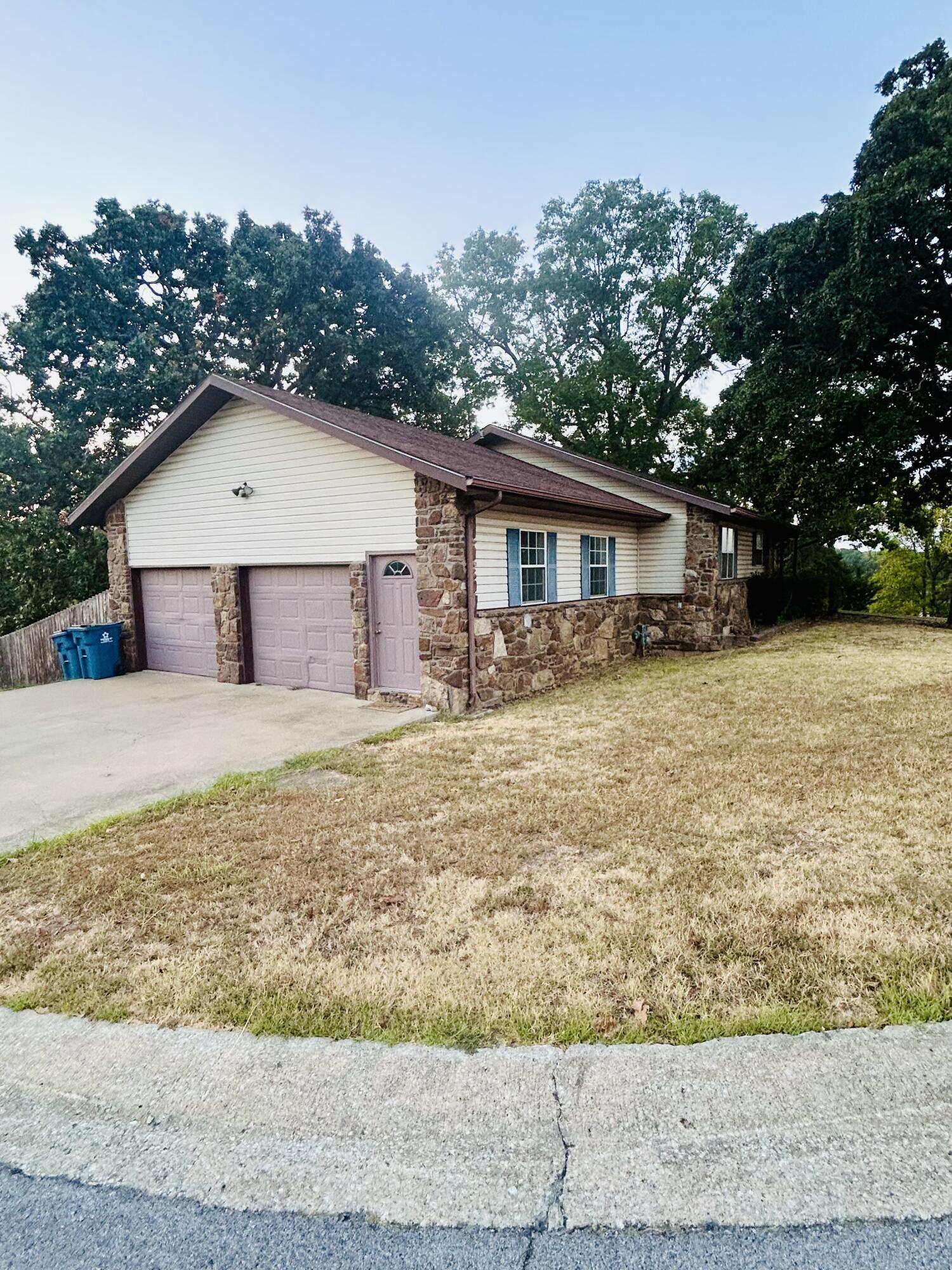 506 Sherry Drive Property Photo 4