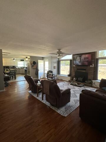 1606 Frisco Street Property Photo 6