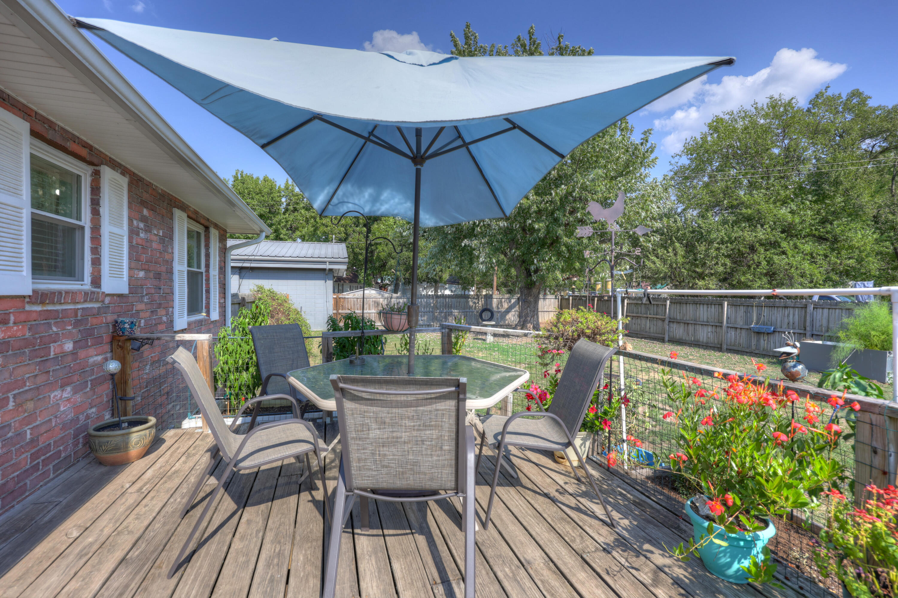 1606 Frisco Street Property Photo 11