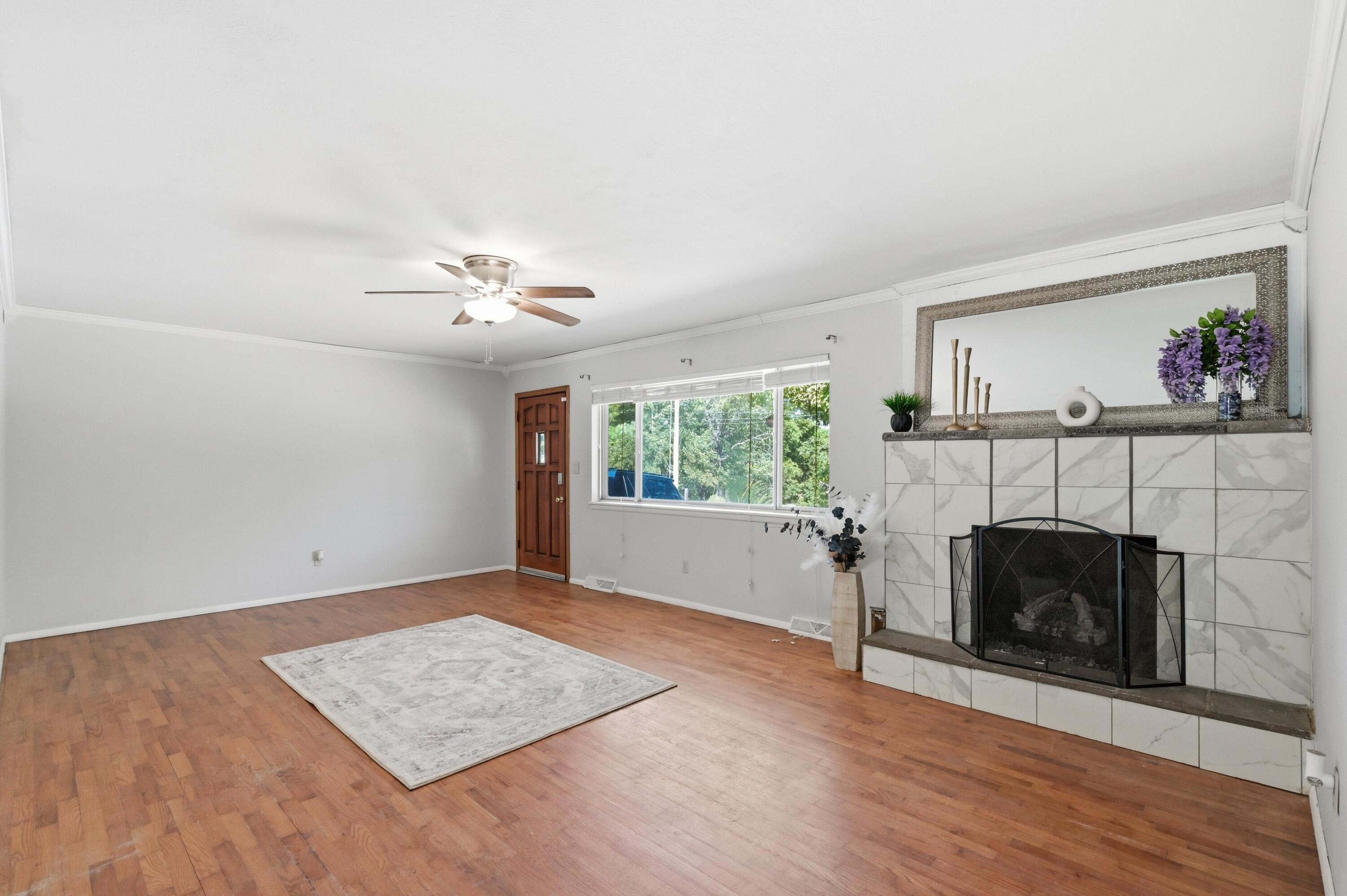 118 Skyline Drive Property Photo 6