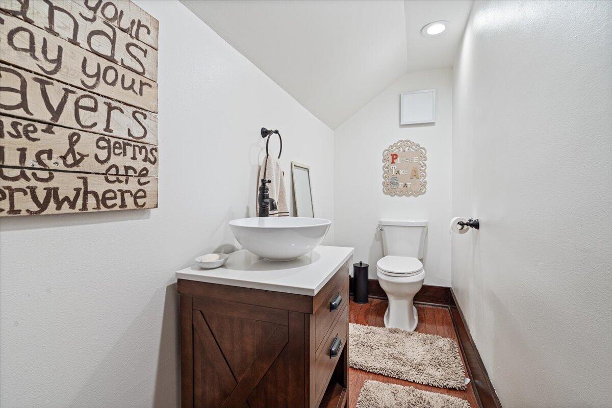 53 Mary Road Property Photo 30