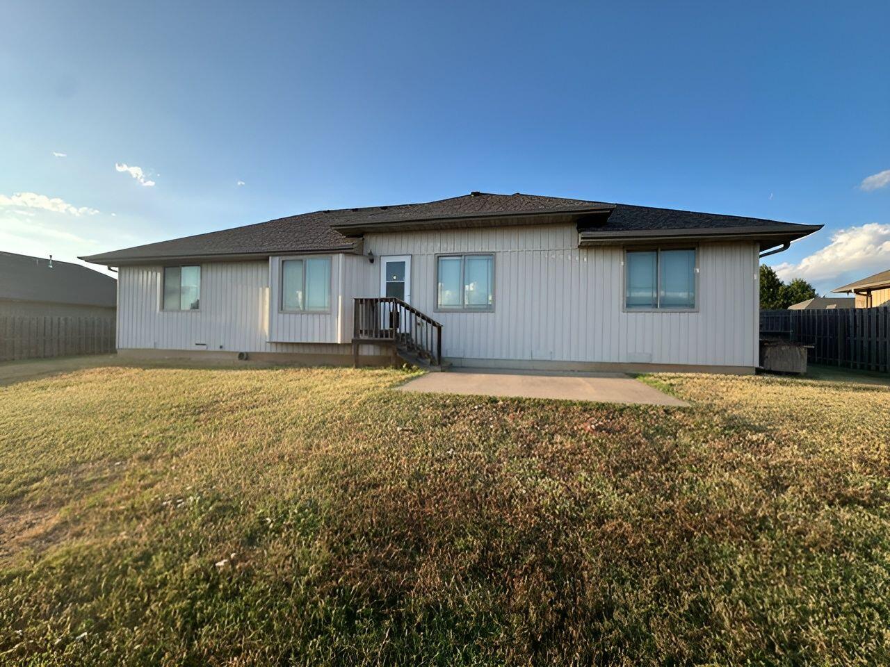 4428 West Cloverleaf Terrace Property Photo 10