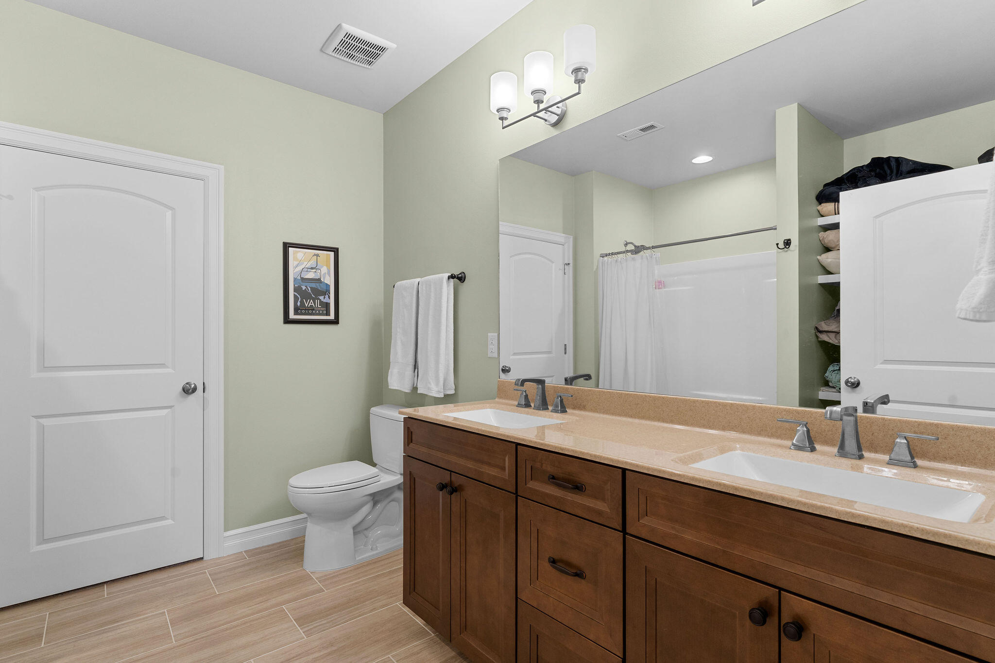 105 Pinehurst Court Property Photo 41