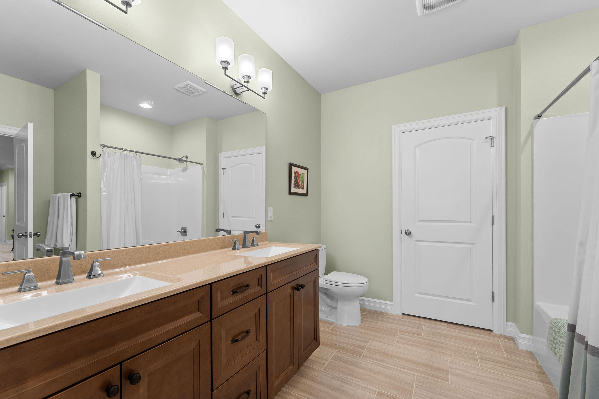 105 Pinehurst Court Property Photo 43
