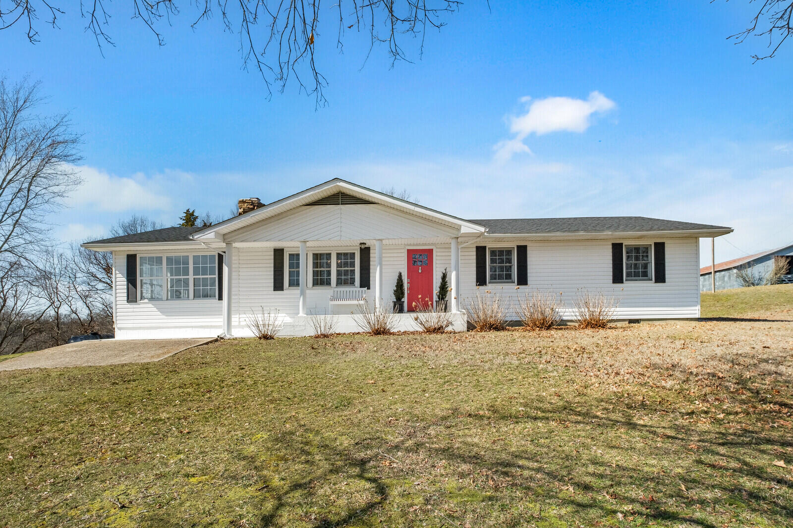 26093 State Highway Nn Property Photo 1