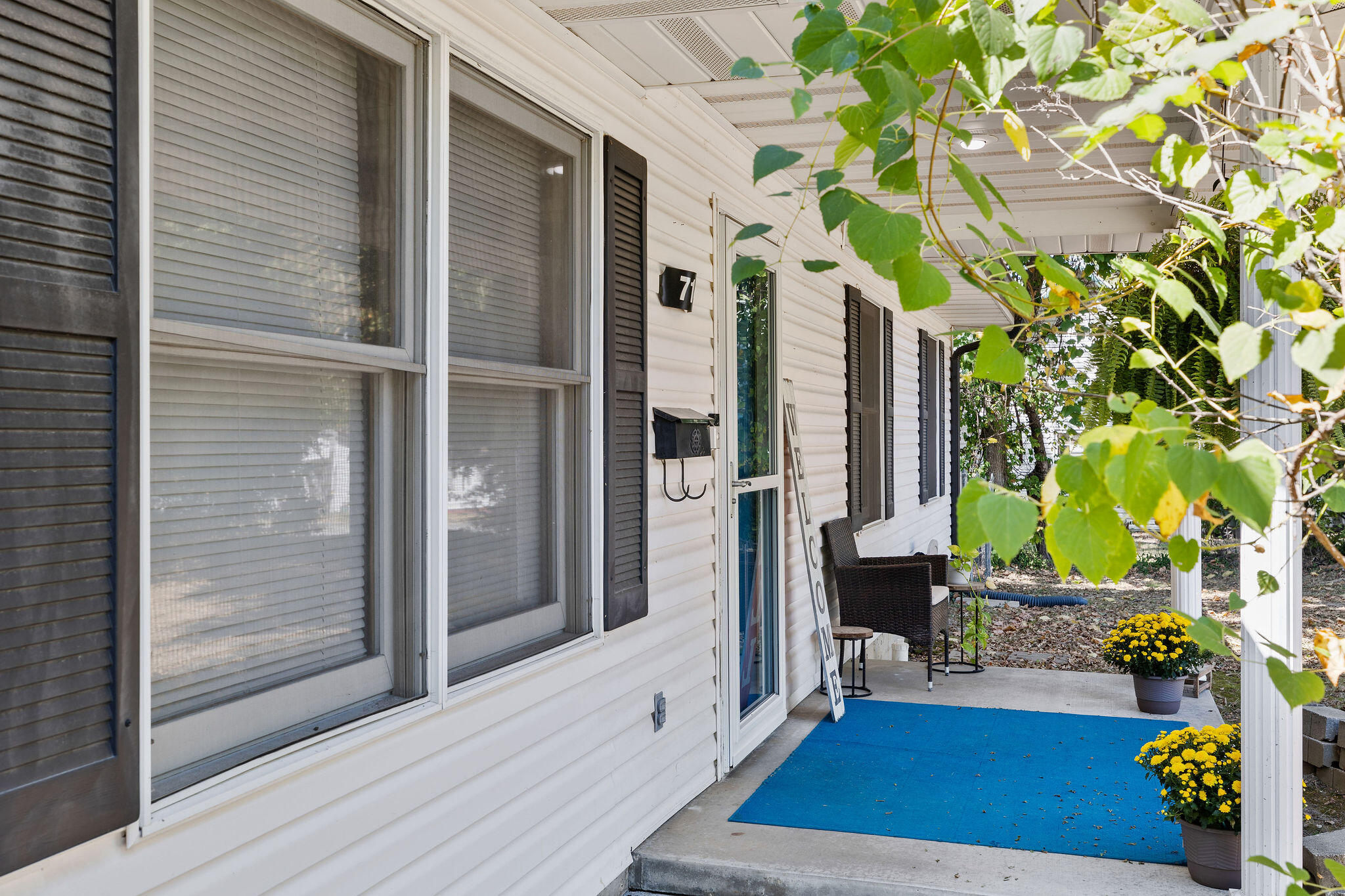 714 East Van Buren Street Property Photo 3