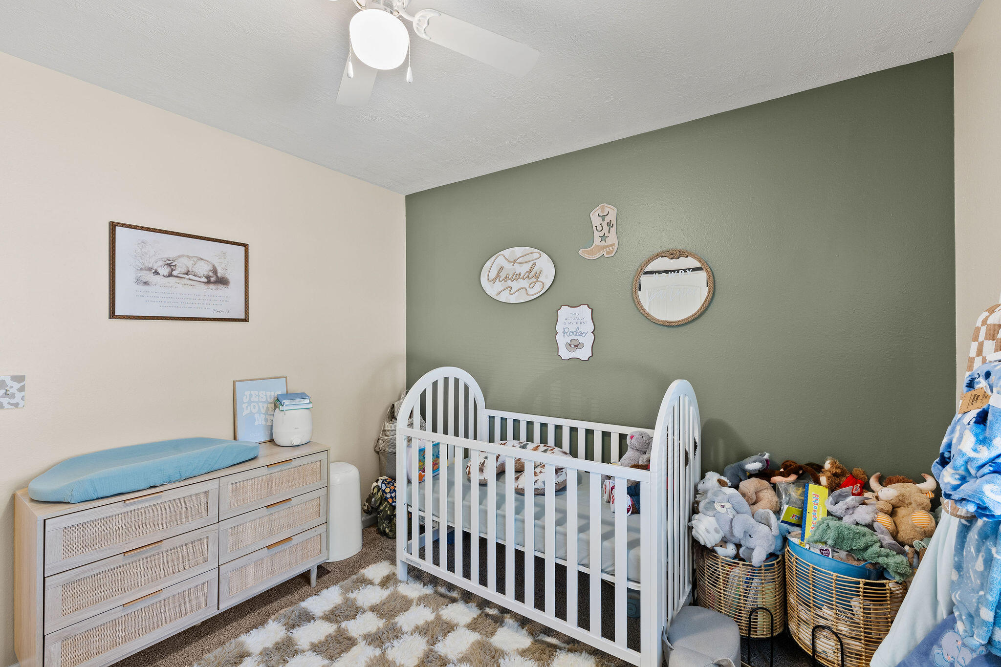 714 East Van Buren Street Property Photo 16