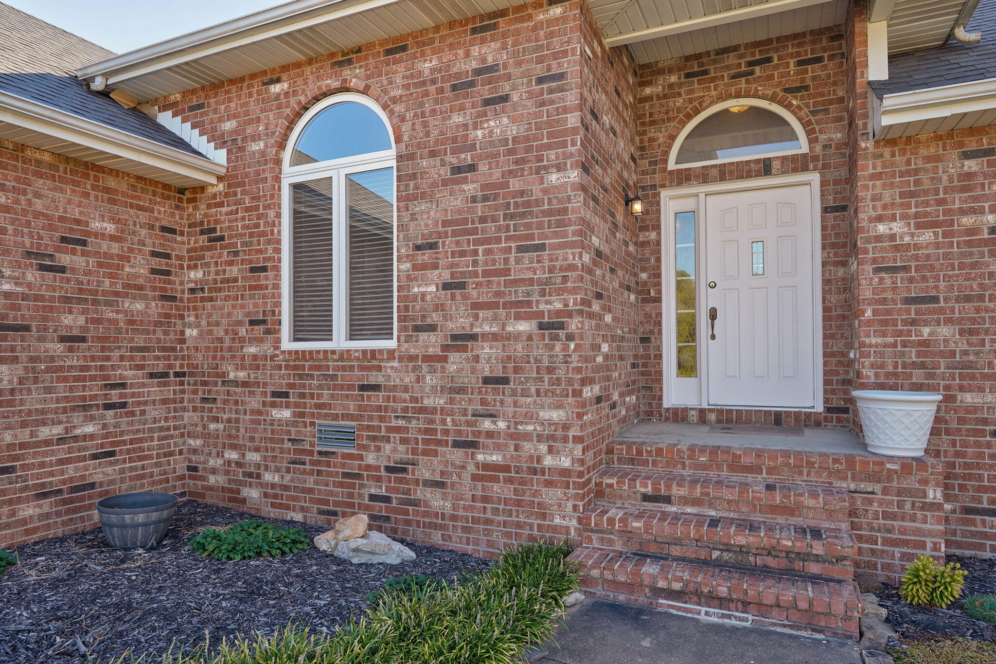 5134 South Sterling Court Property Photo 4