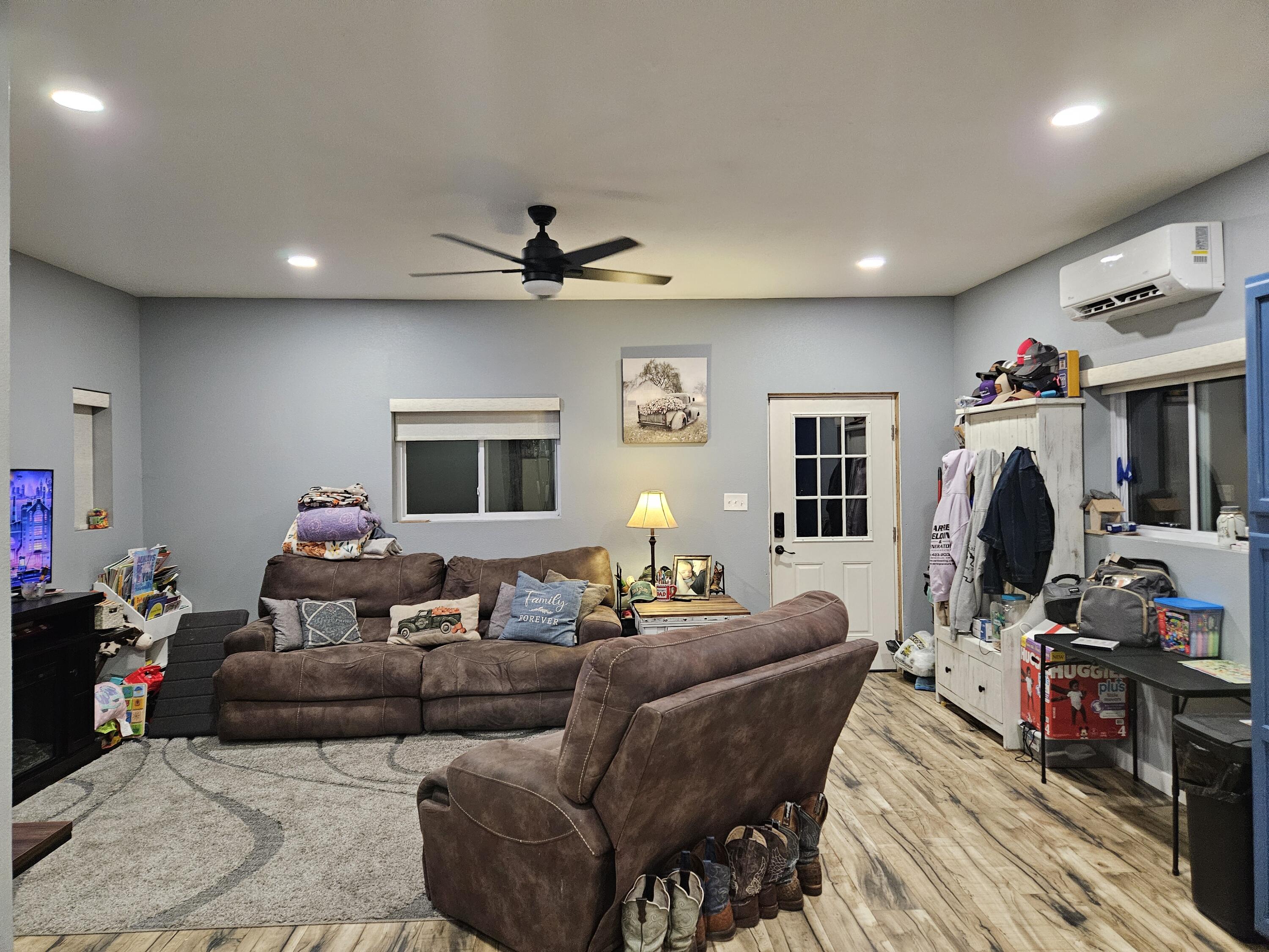 18127 Highway H Property Photo 10