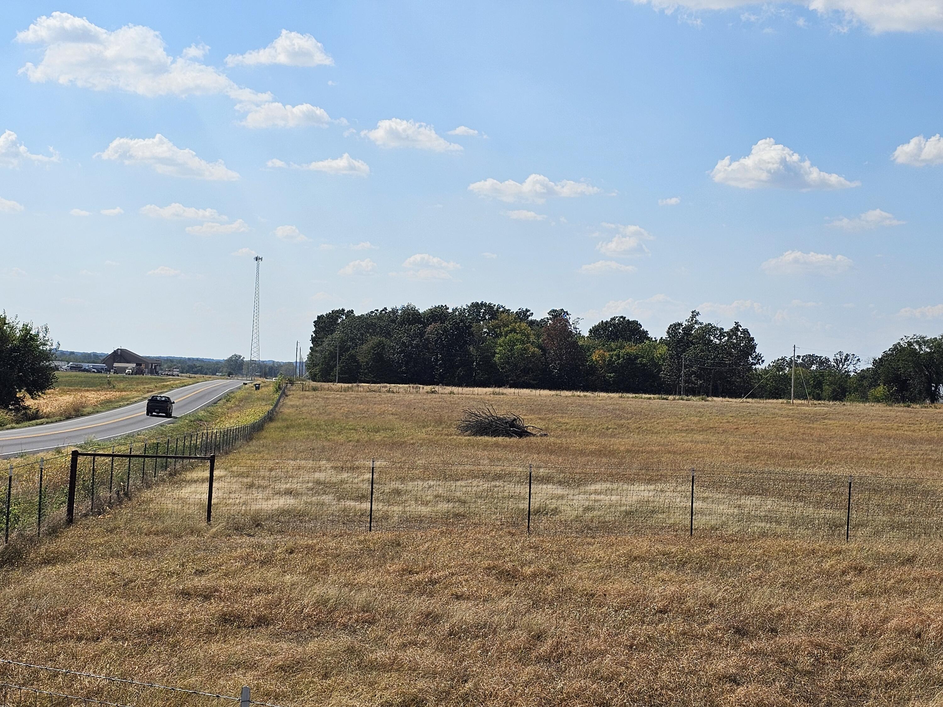18127 Highway H Property Photo 18