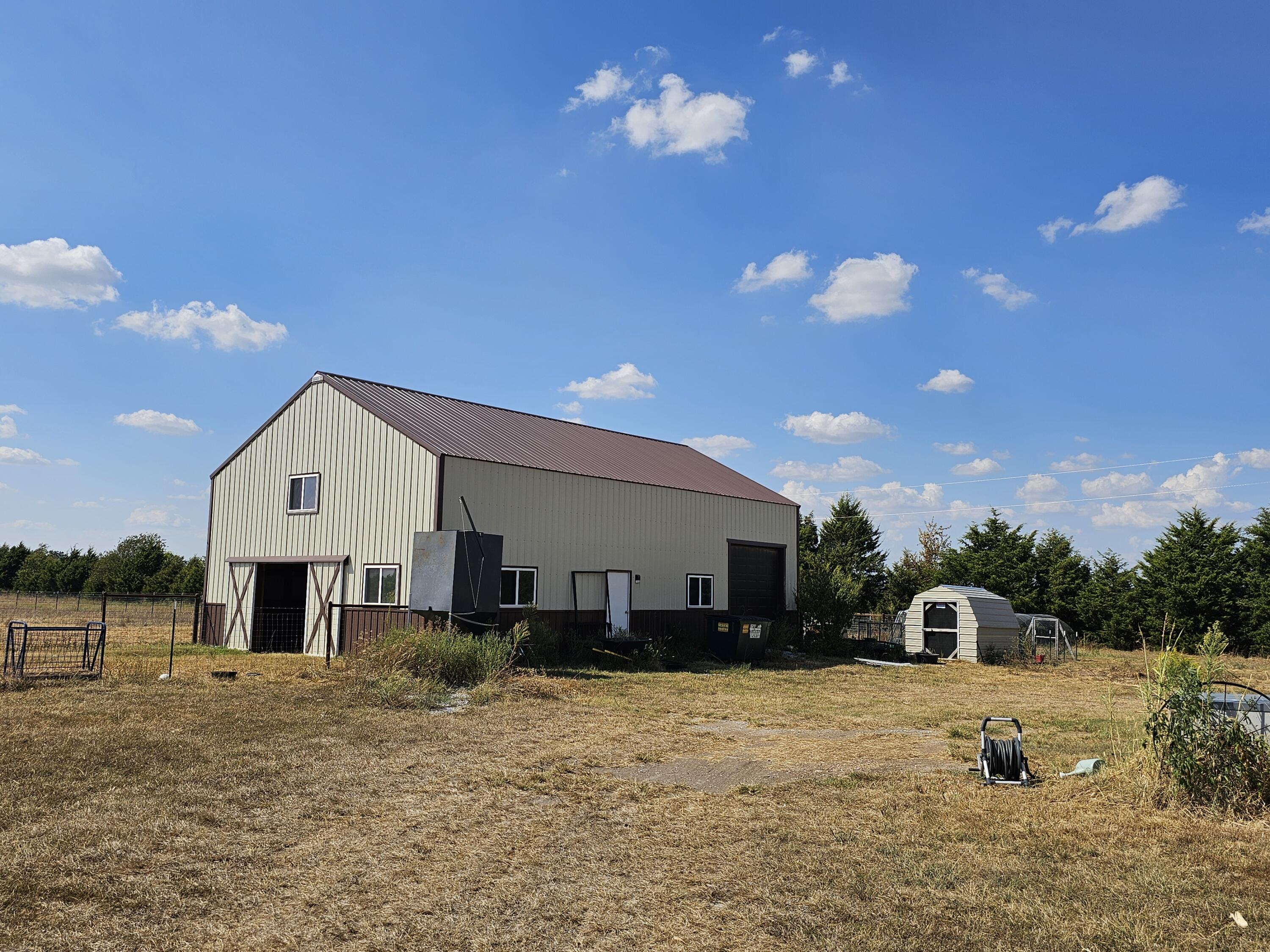 18127 Highway H Property Photo 24