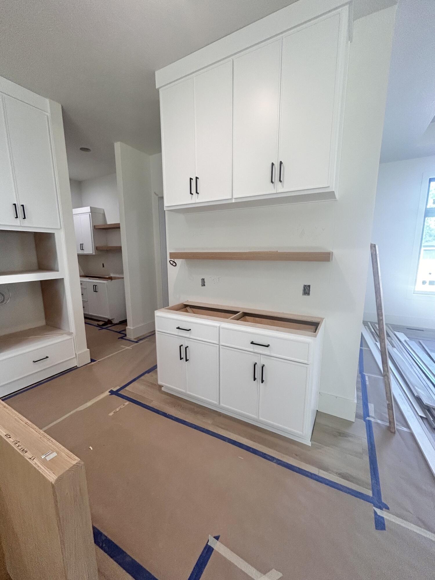 6147 South Hampton Avenue Property Photo 10