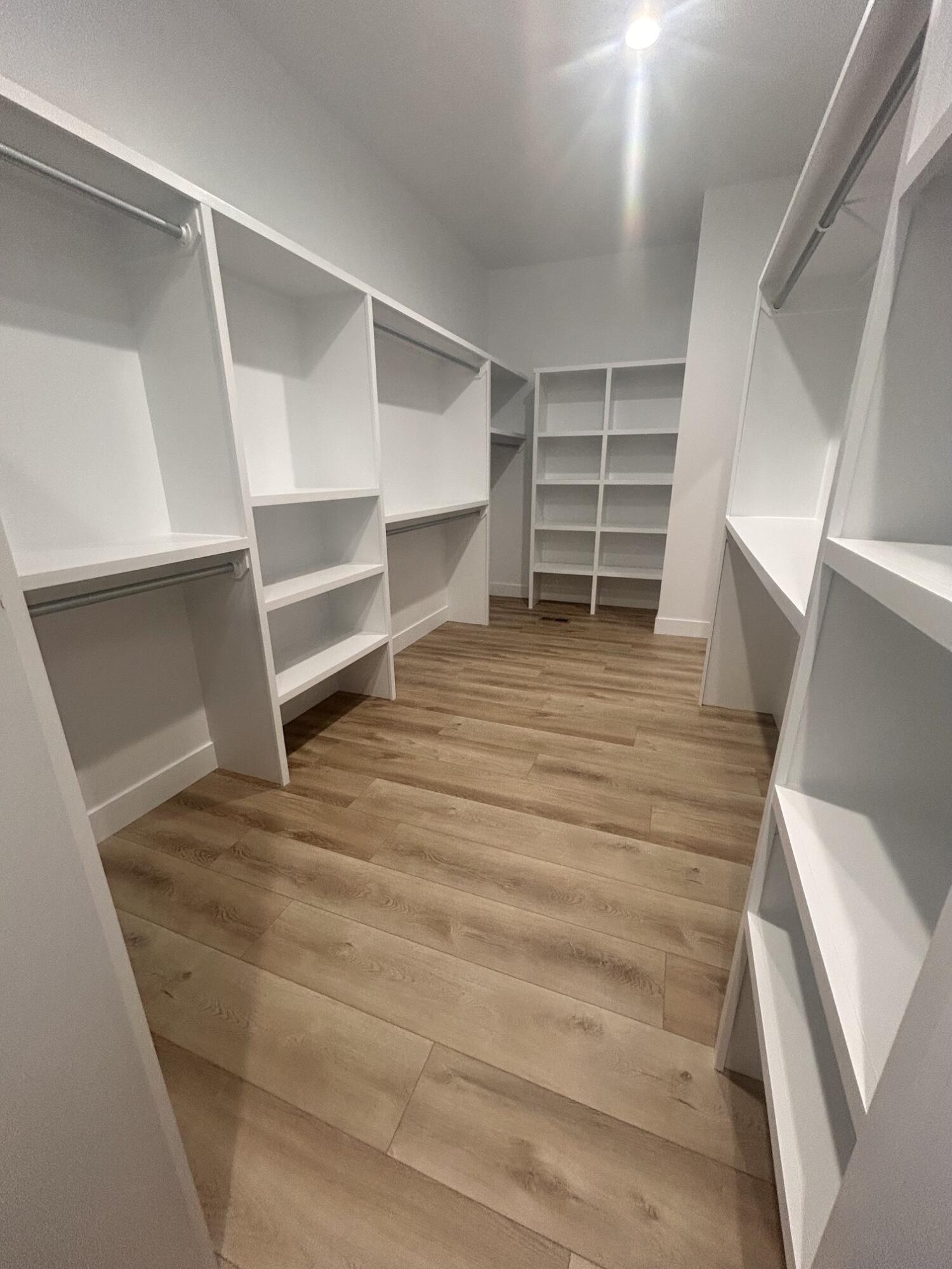 6147 South Hampton Avenue Property Photo 19