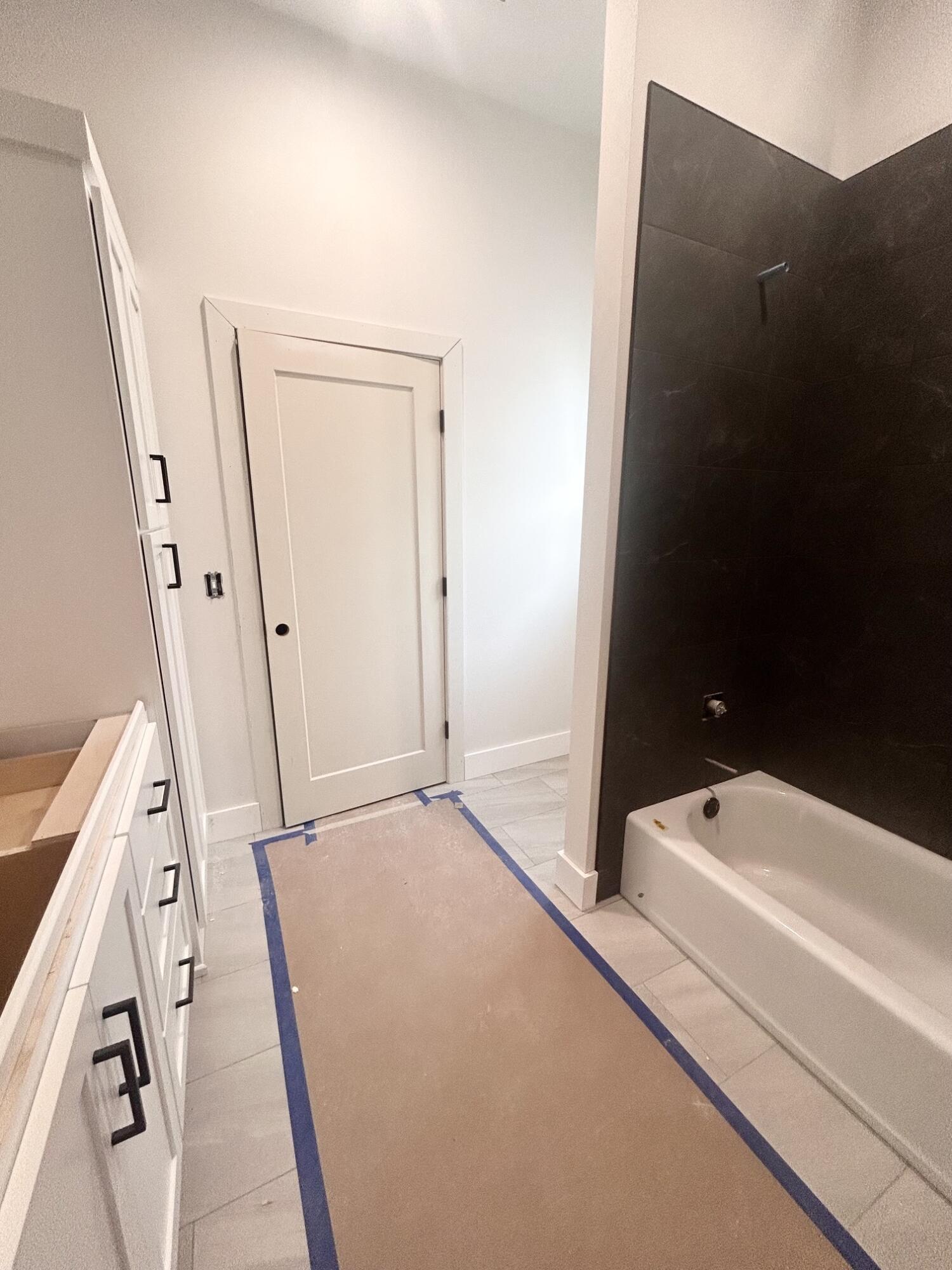 6147 South Hampton Avenue Property Photo 24