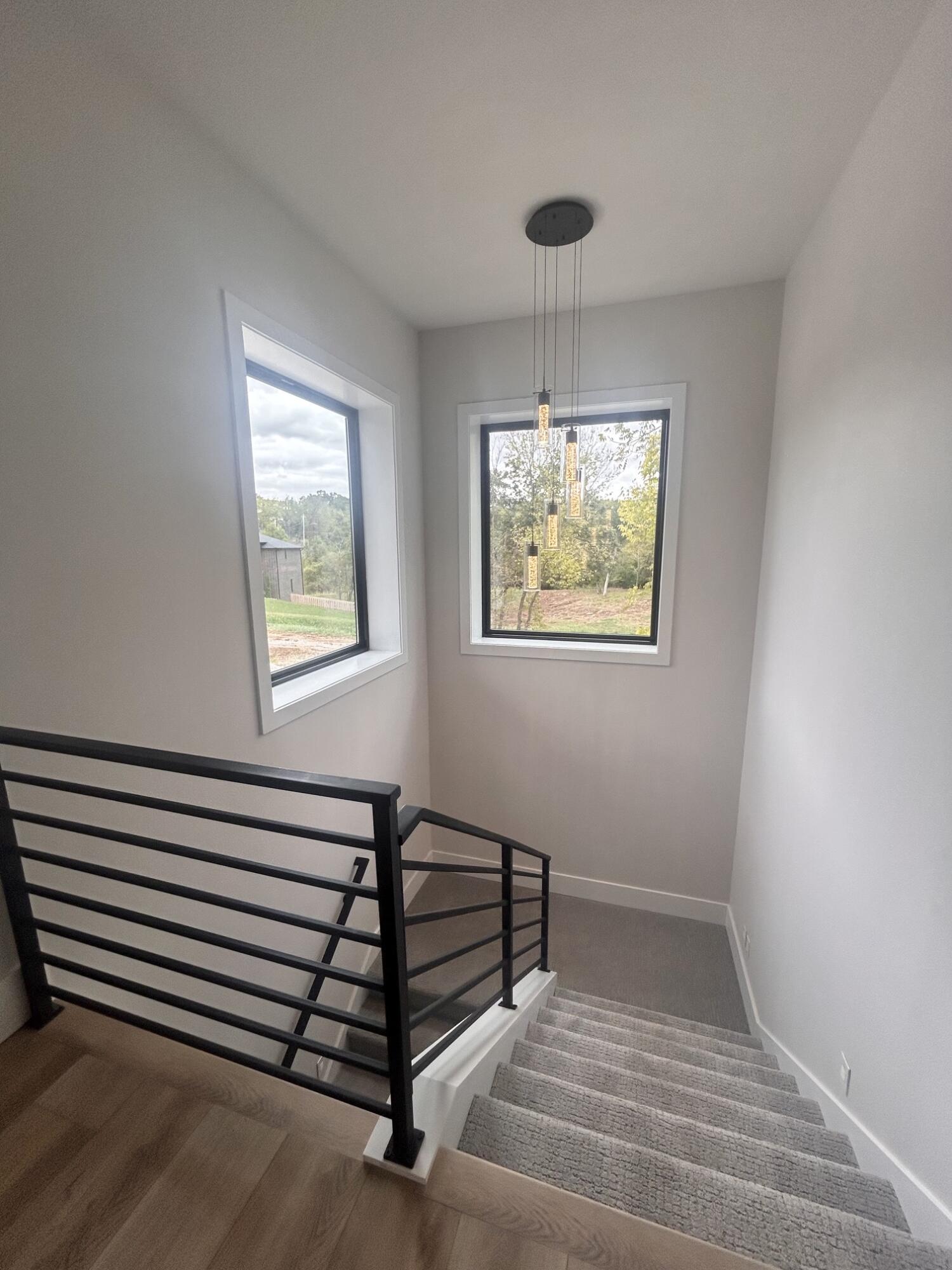 6147 South Hampton Avenue Property Photo 27
