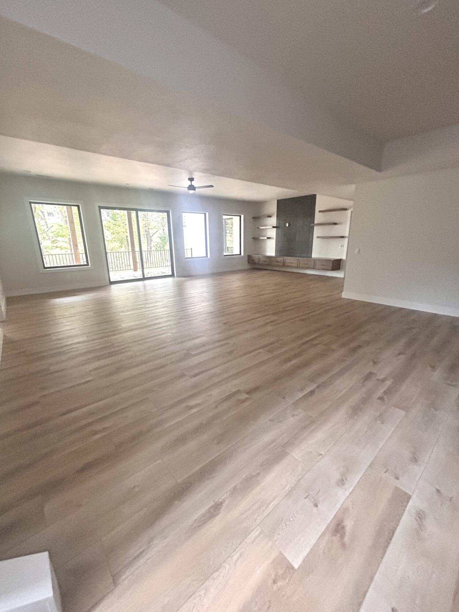 6147 South Hampton Avenue Property Photo 28