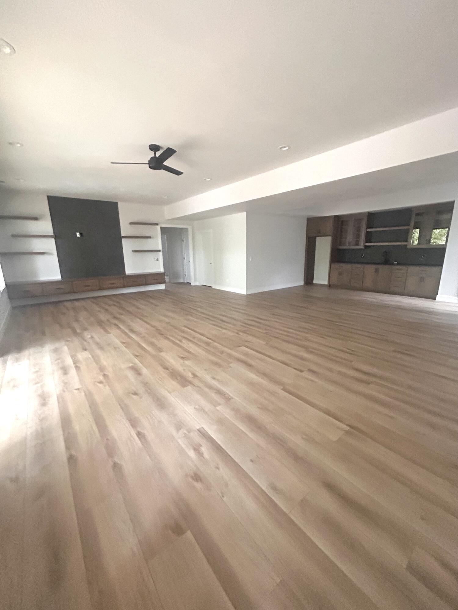 6147 South Hampton Avenue Property Photo 29