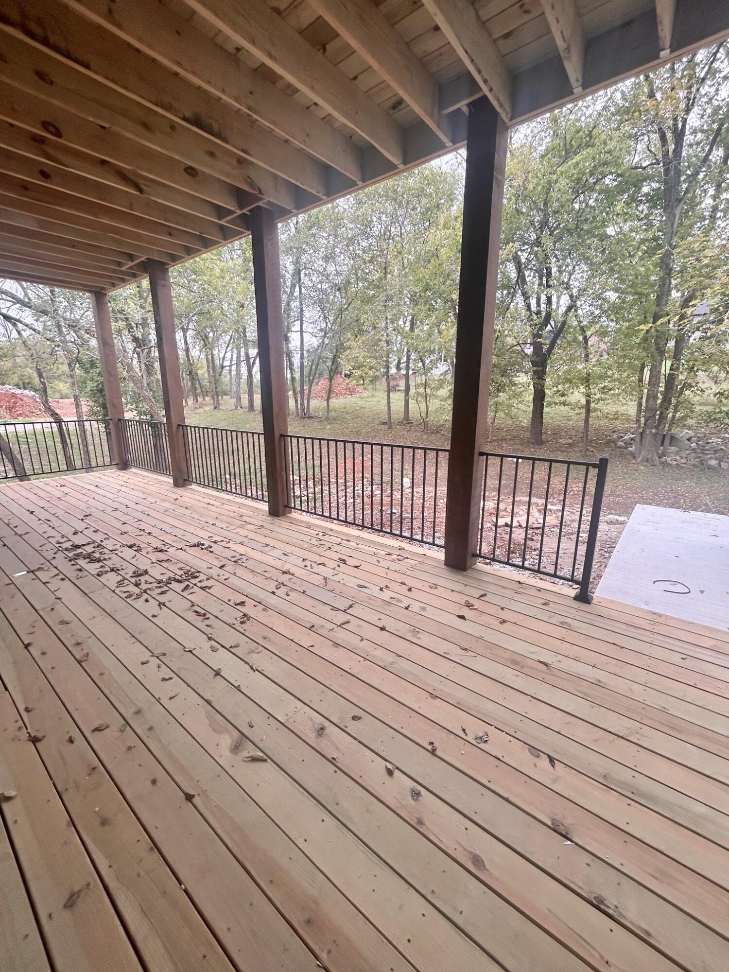 6147 South Hampton Avenue Property Photo 38