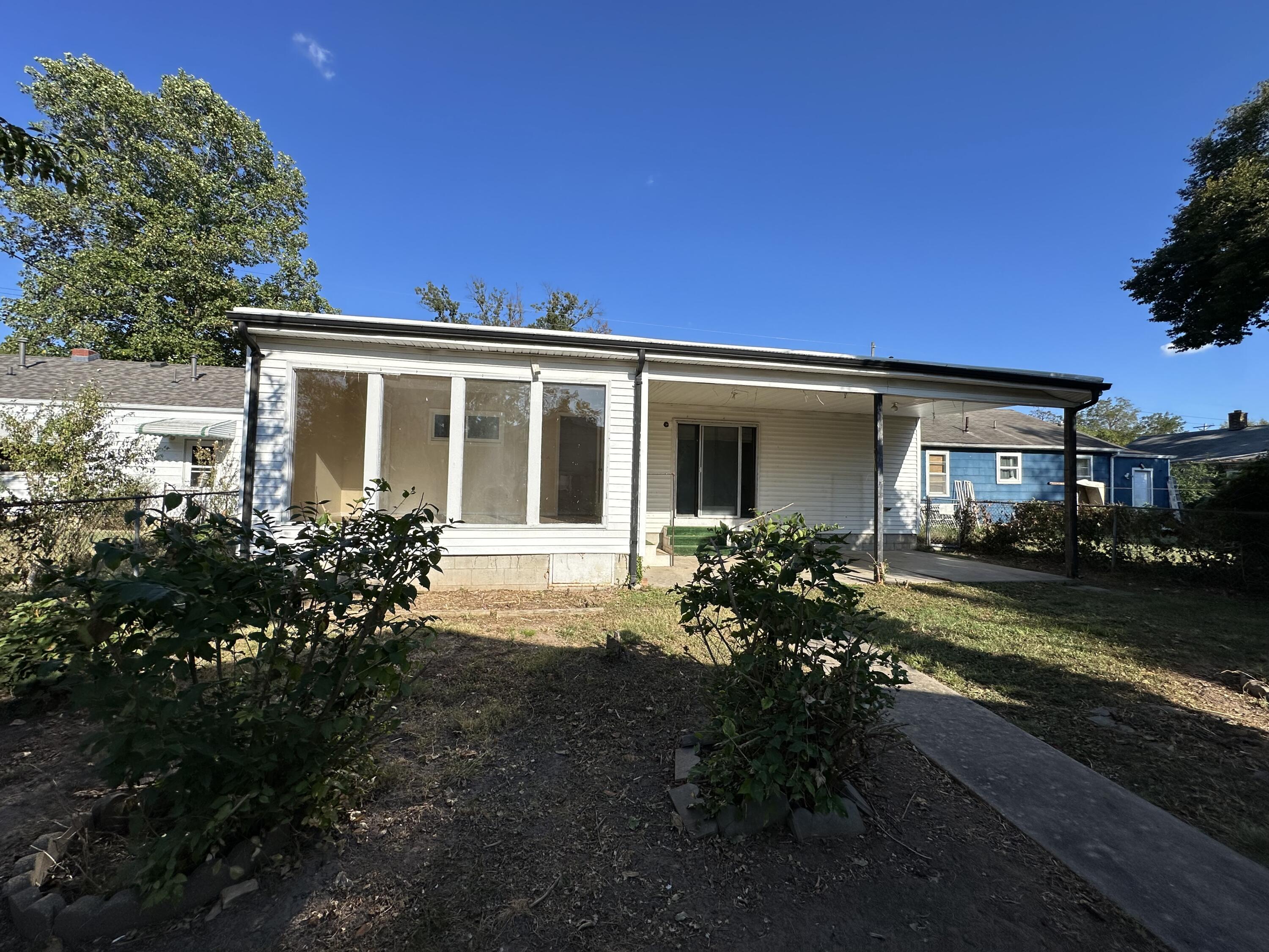 357 North West Avenue Property Photo 16