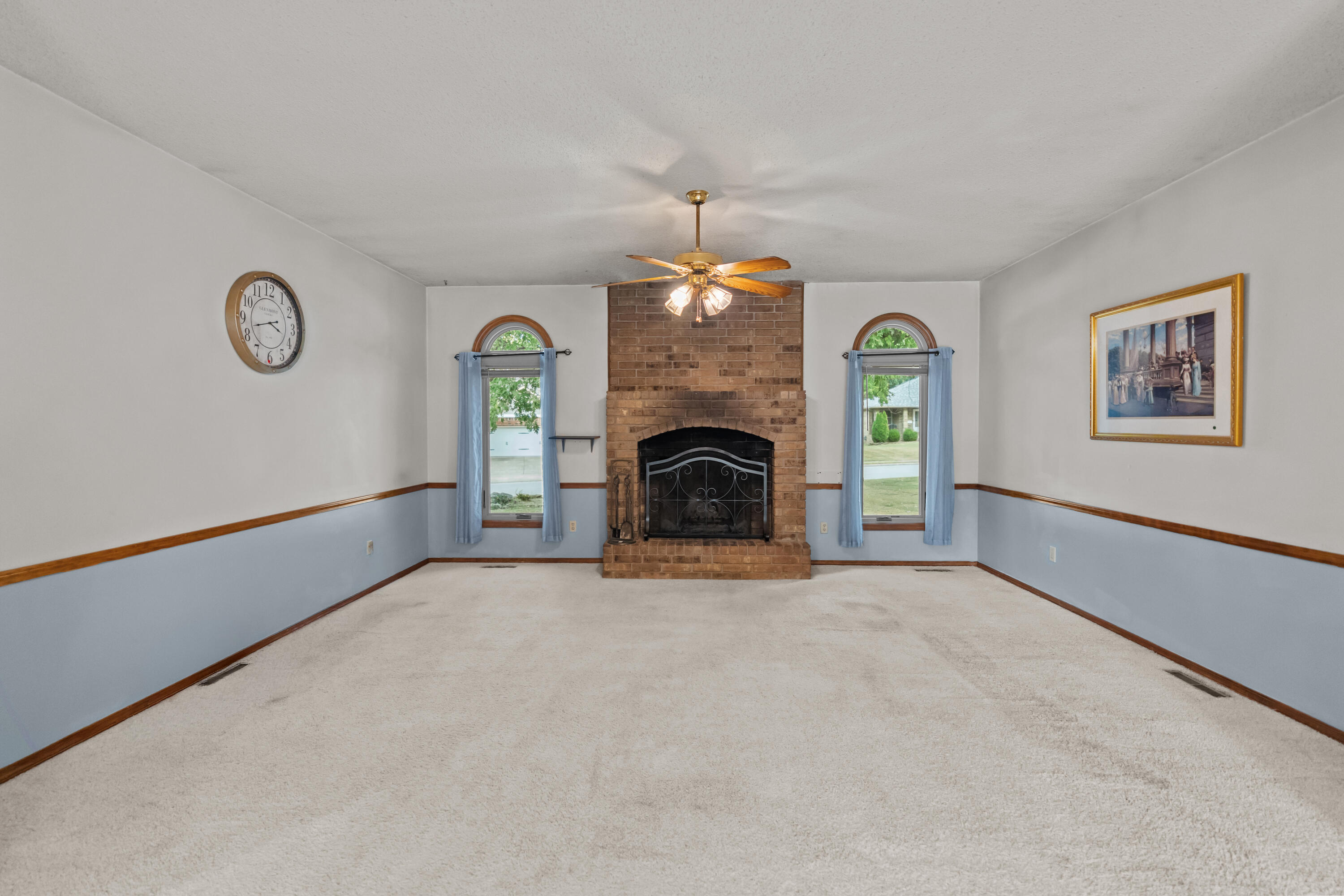 751 South Sparks Avenue Property Photo 13