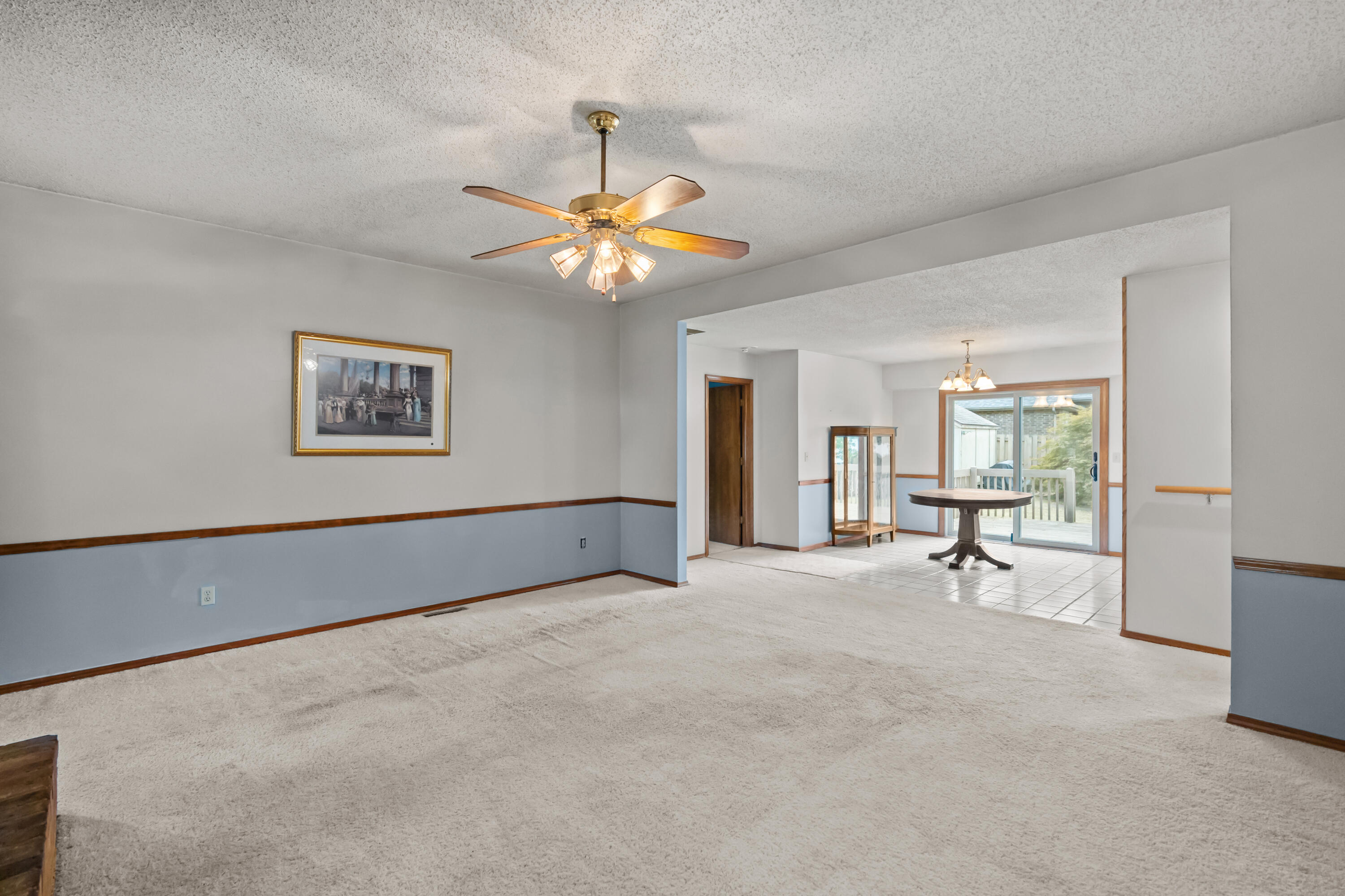 751 South Sparks Avenue Property Photo 15