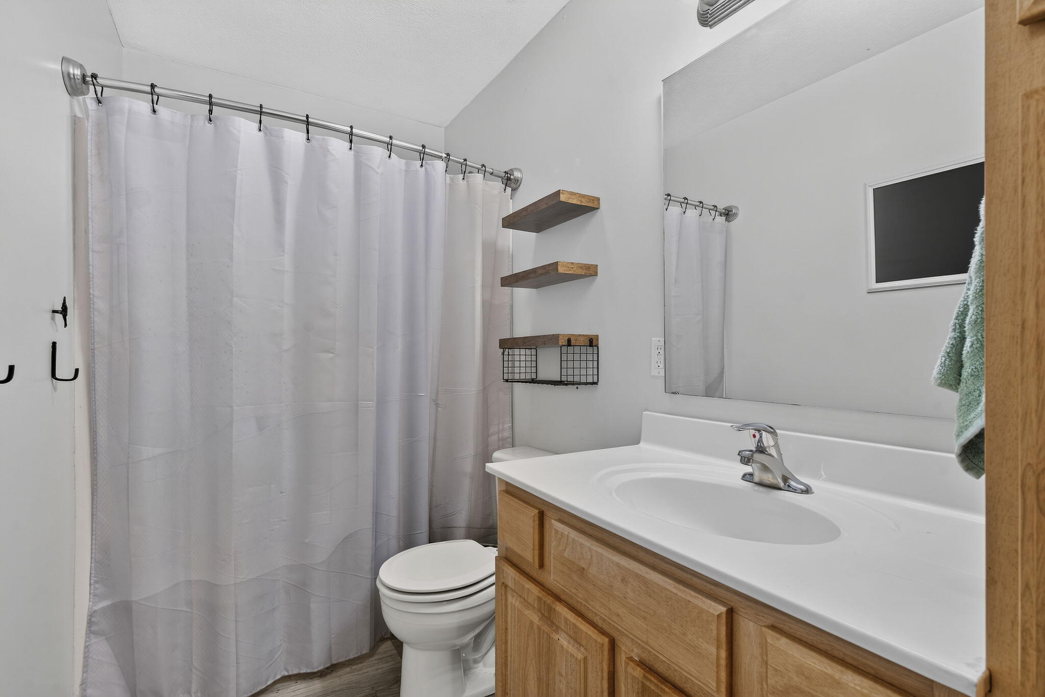 5593 West Lombard Street Property Photo 18