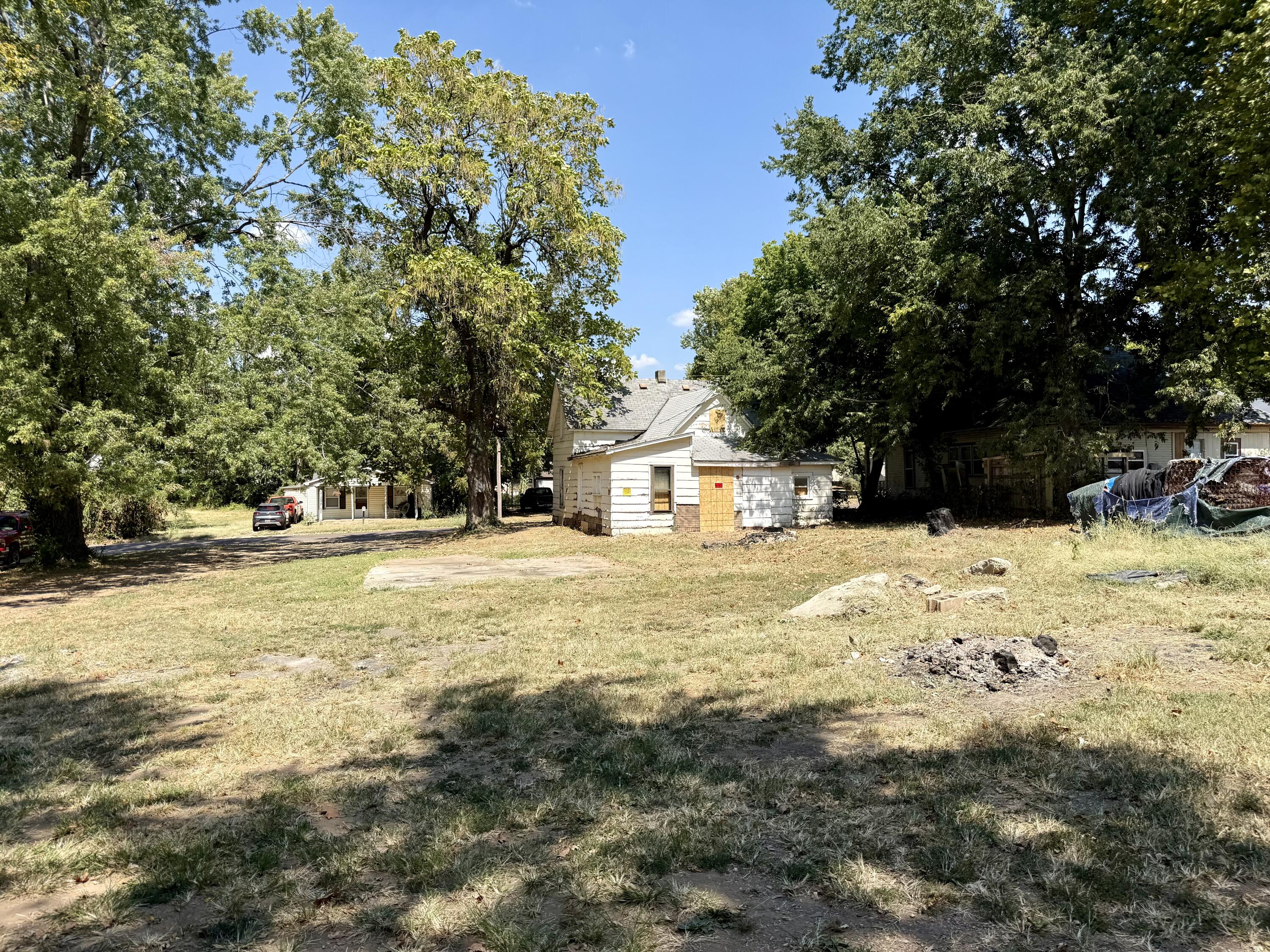 213 Pearl Street Property Photo 6