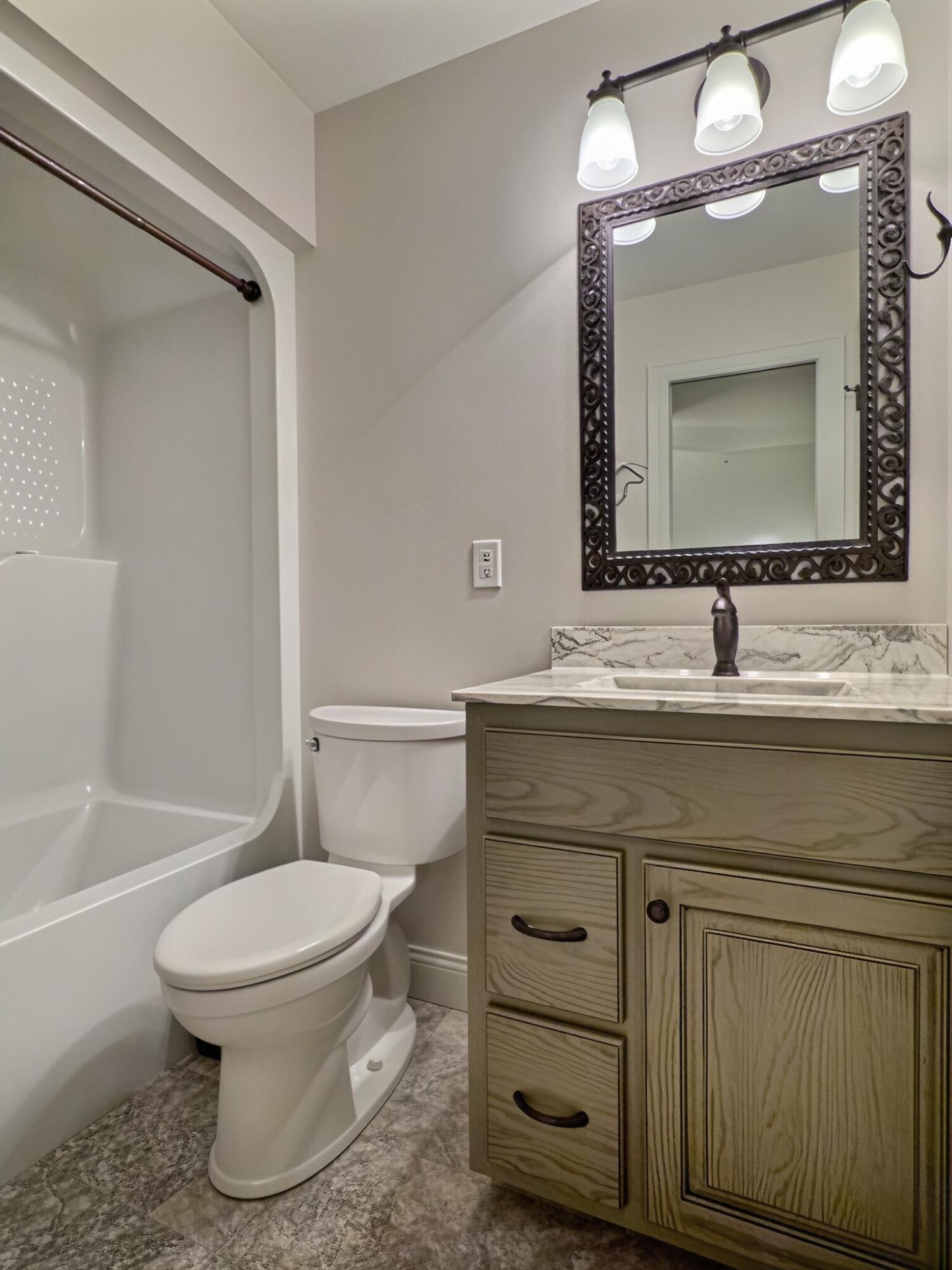 394 Violet Ln. Property Photo 67