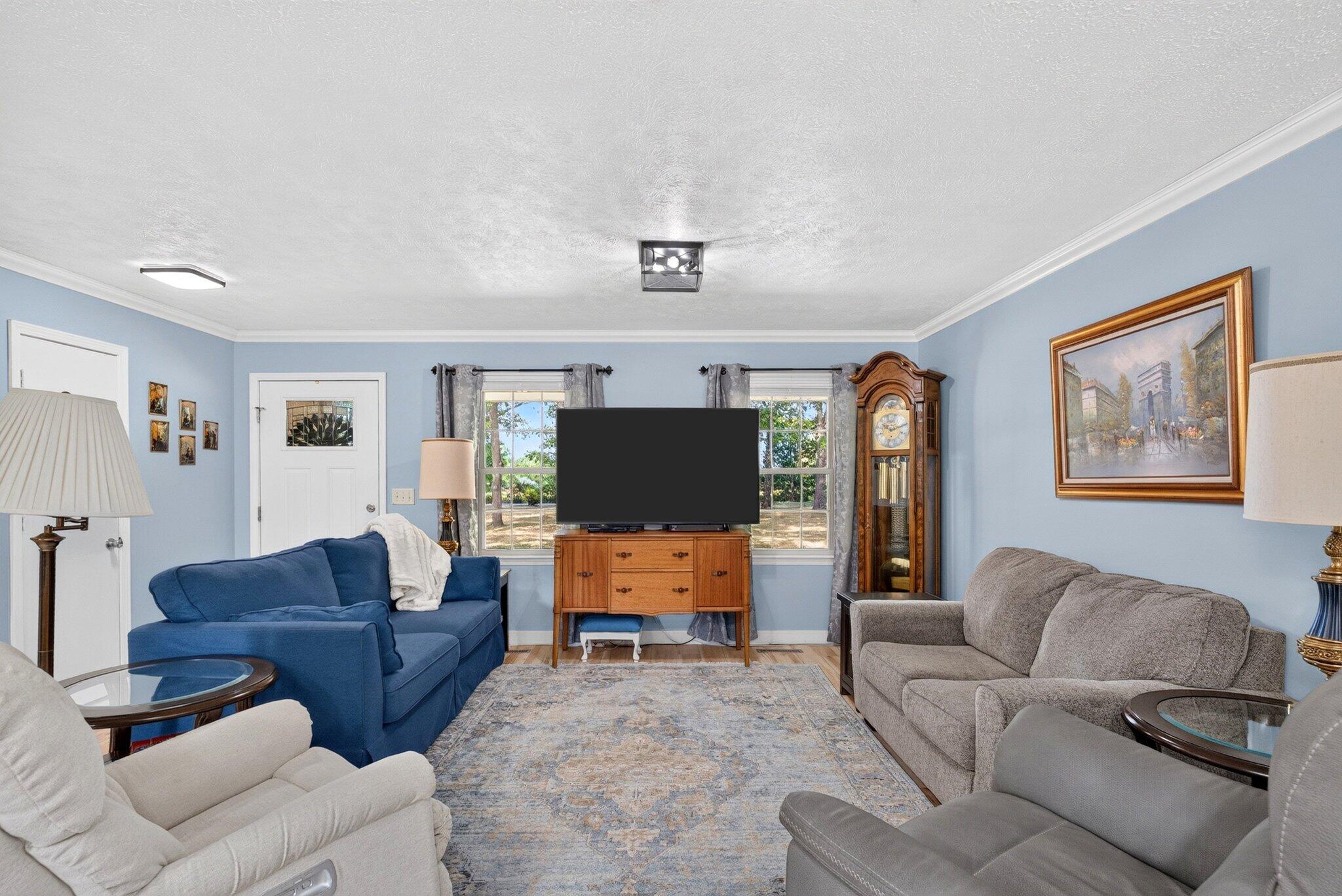 240 Finbrooke Road Property Photo 4