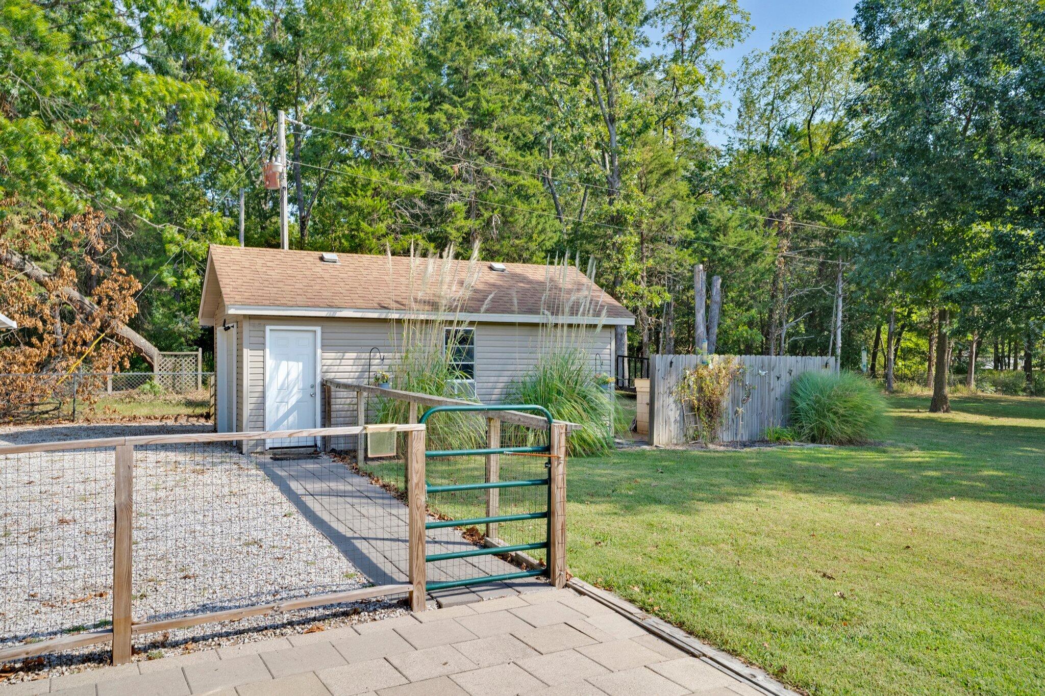 240 Finbrooke Road Property Photo 27