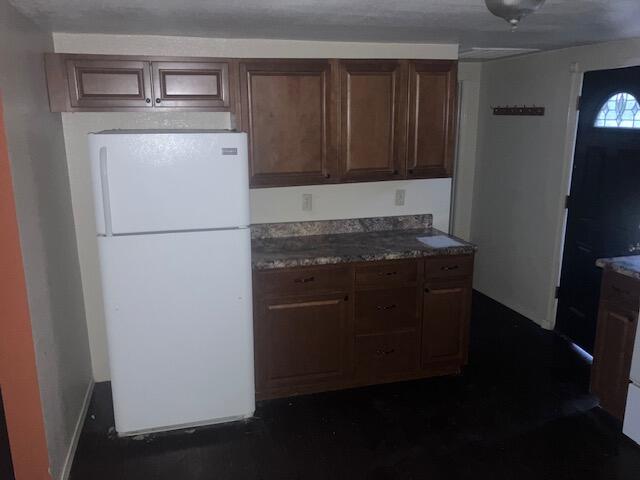 501 East 7th Street Property Photo 7