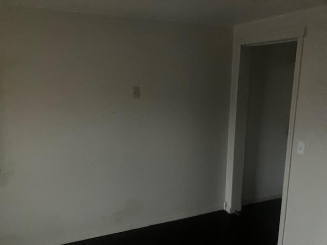 501 East 7th Street Property Photo 8