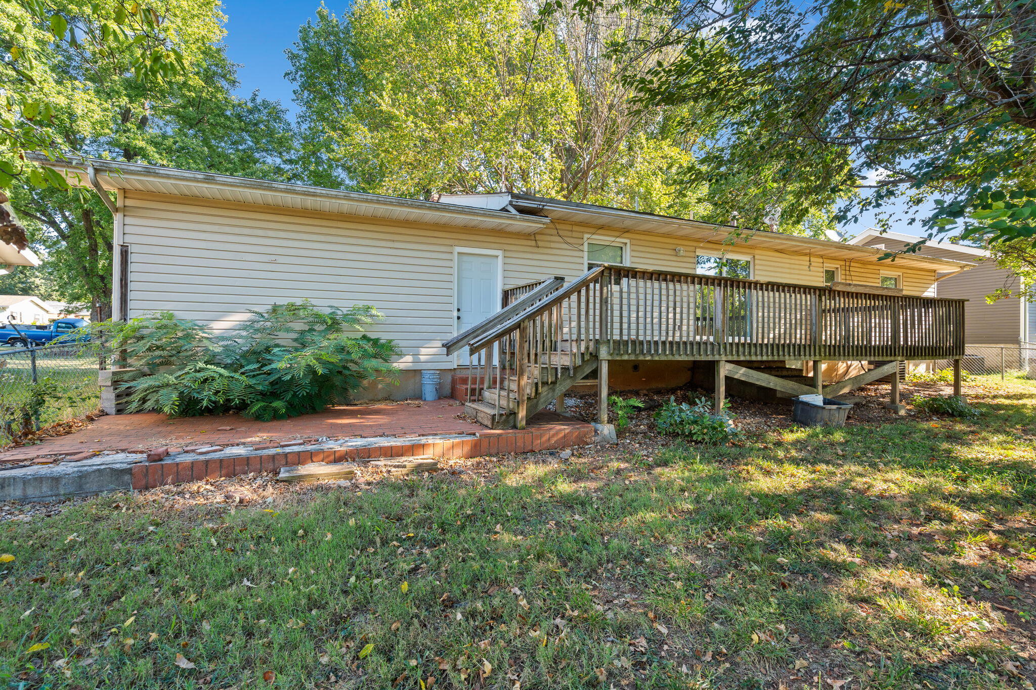 3138 West Crestview Street Property Photo 38