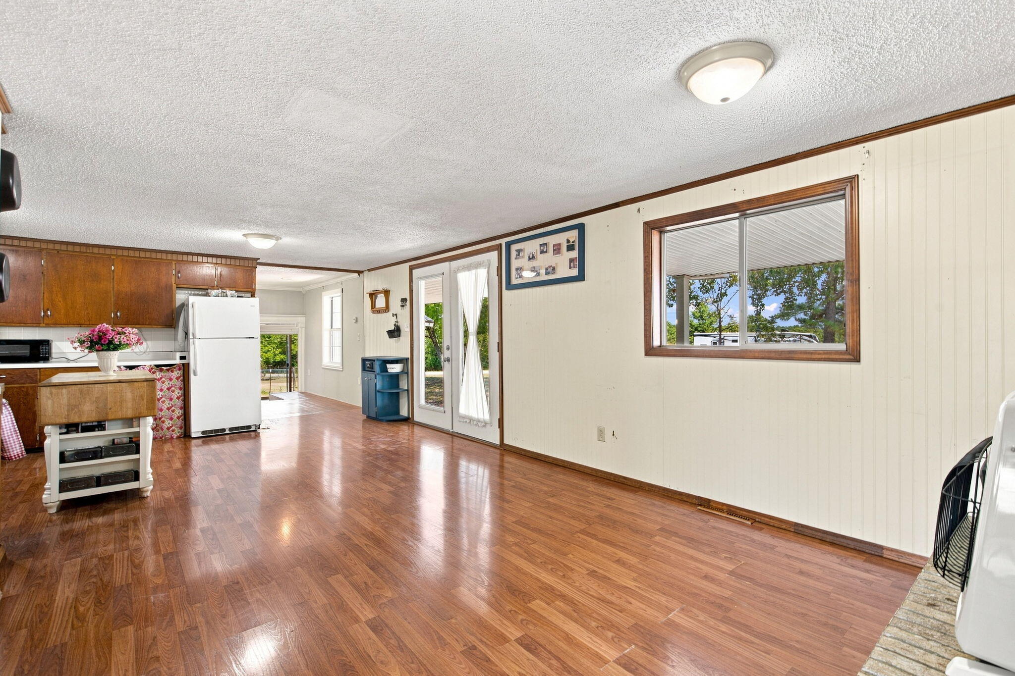 3353 State Hwy 173 Property Photo 4