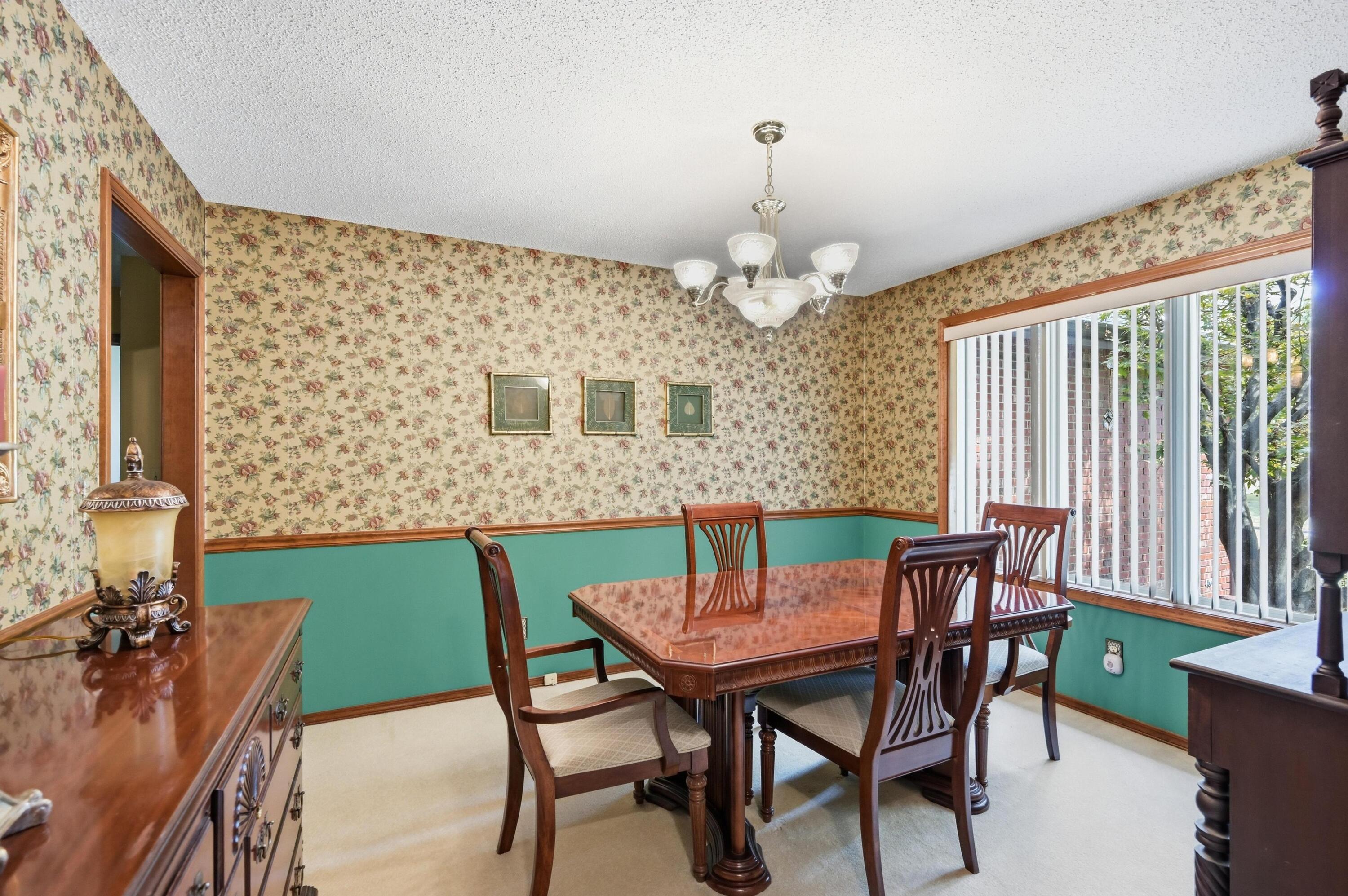 2912 North Ozark Avenue Property Photo 13