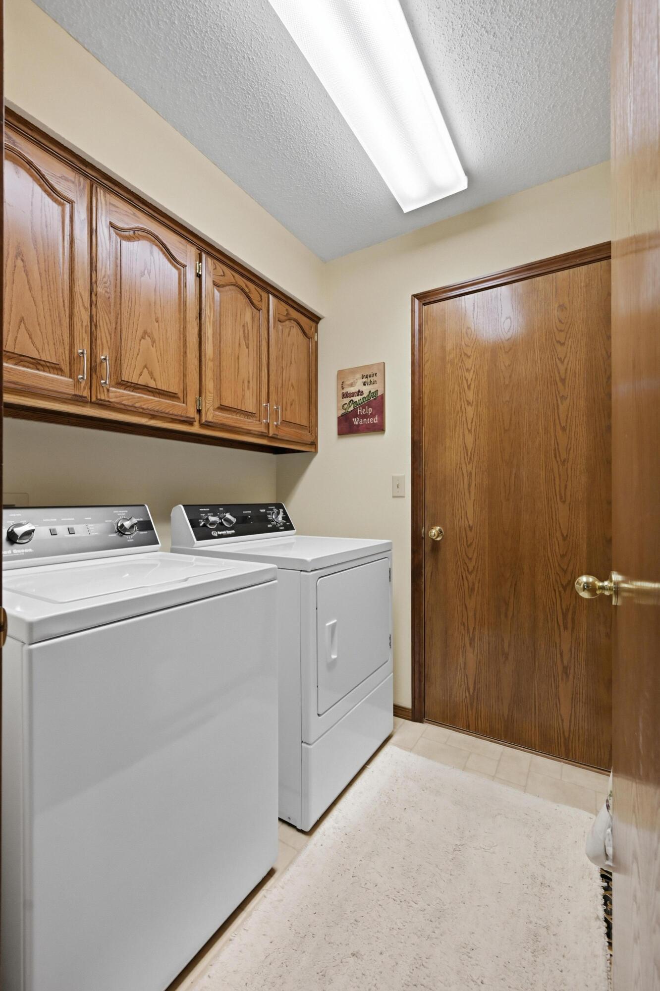 2912 North Ozark Avenue Property Photo 16