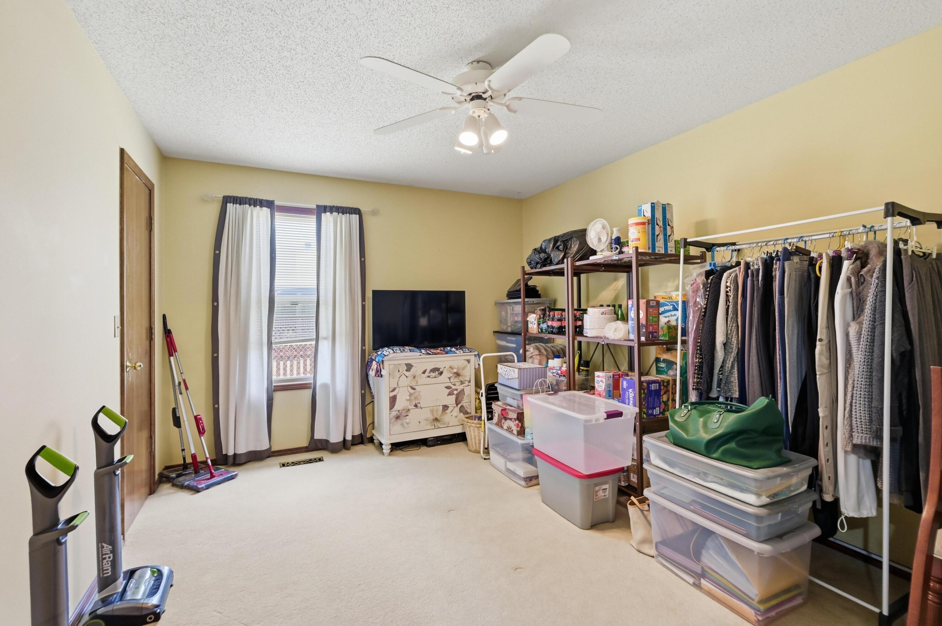 2912 North Ozark Avenue Property Photo 17