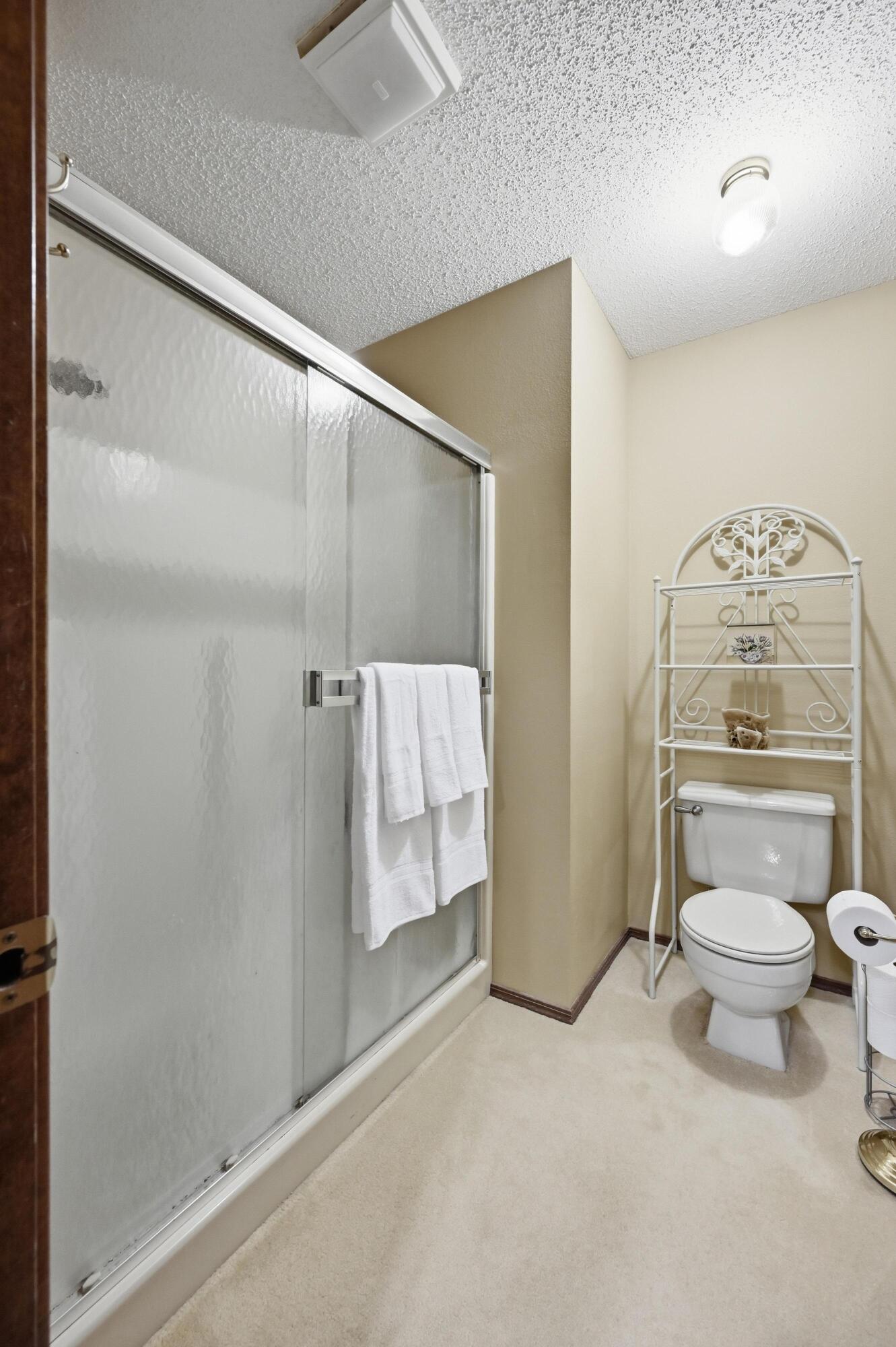 2912 North Ozark Avenue Property Photo 26