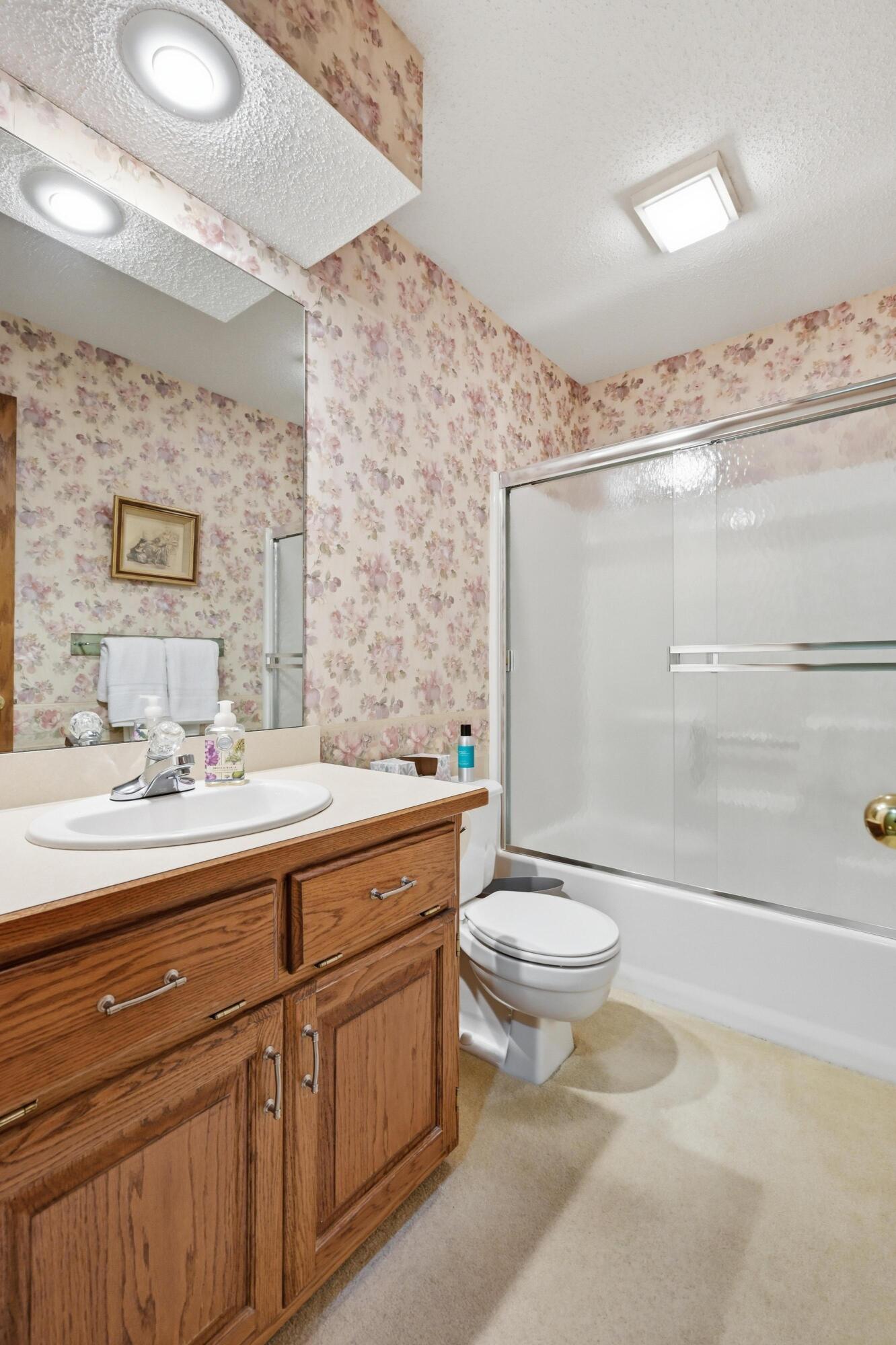 2912 North Ozark Avenue Property Photo 29