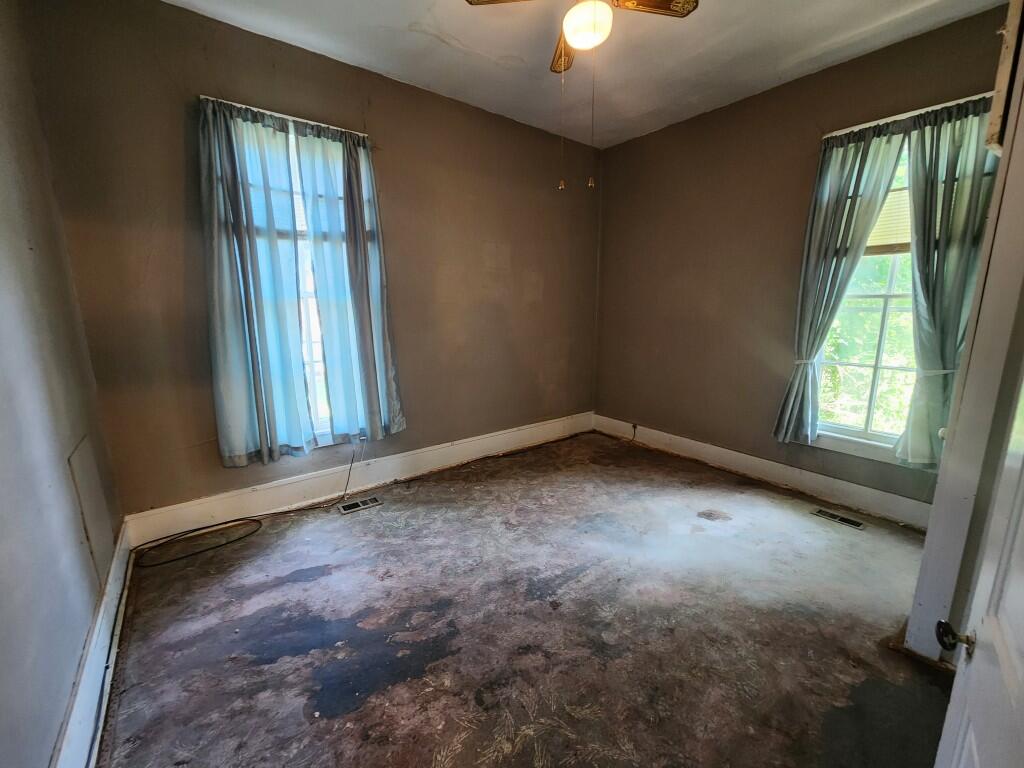 311 East Franklin Street Property Photo 15