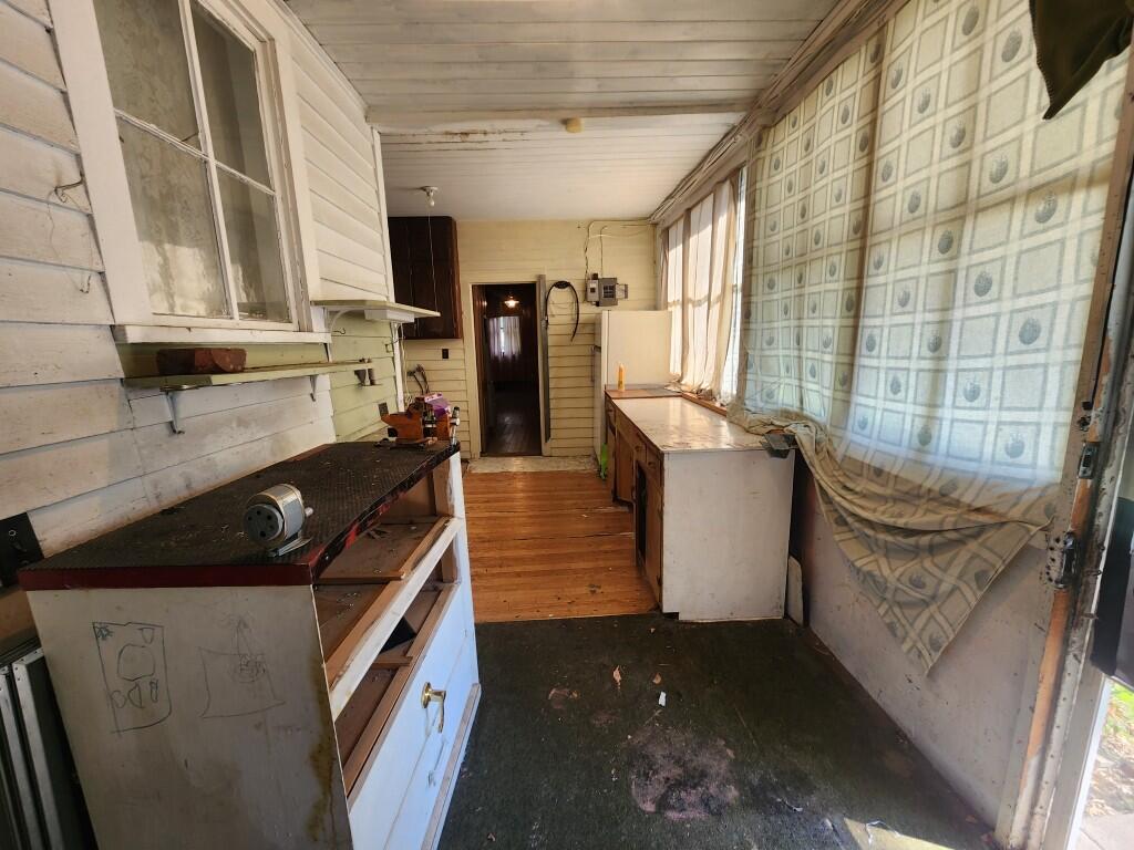 311 East Franklin Street Property Photo 22
